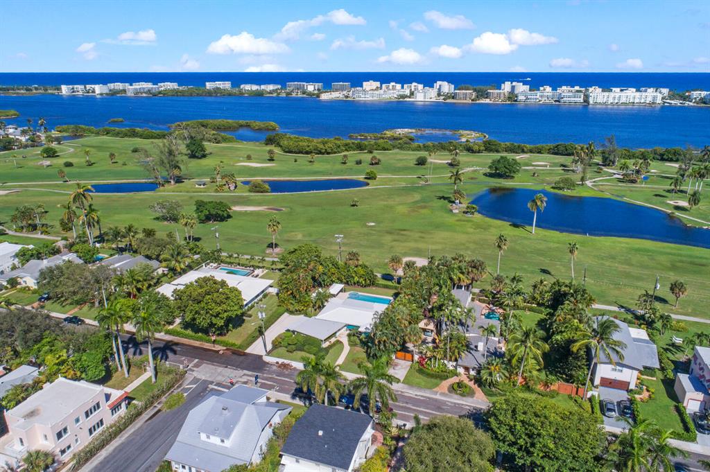 328 N Lakeside Drive