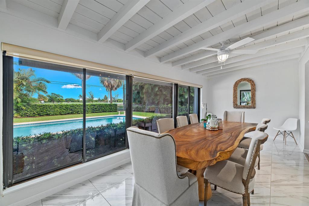 328 N Lakeside Drive