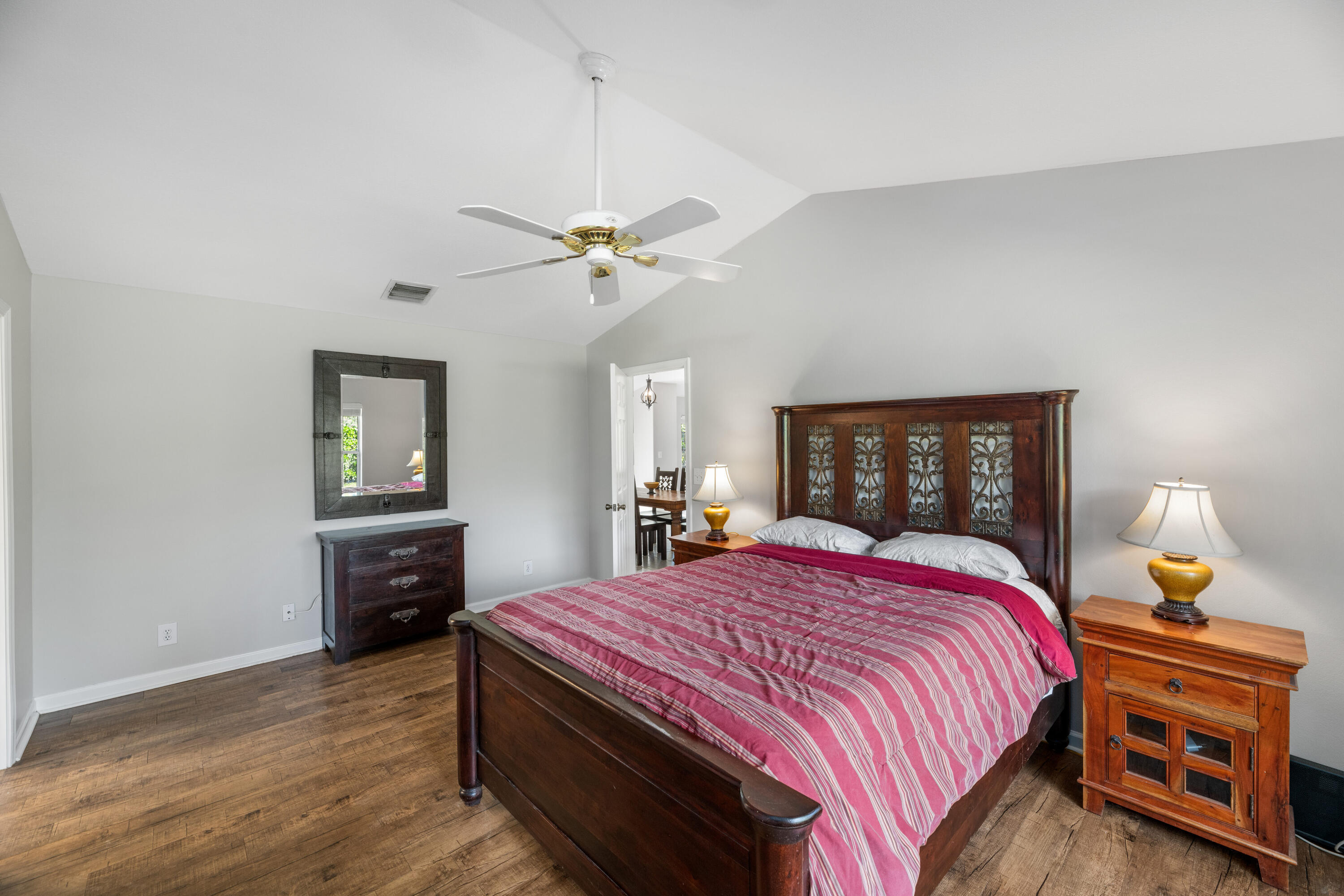 1094 Raintree Lane