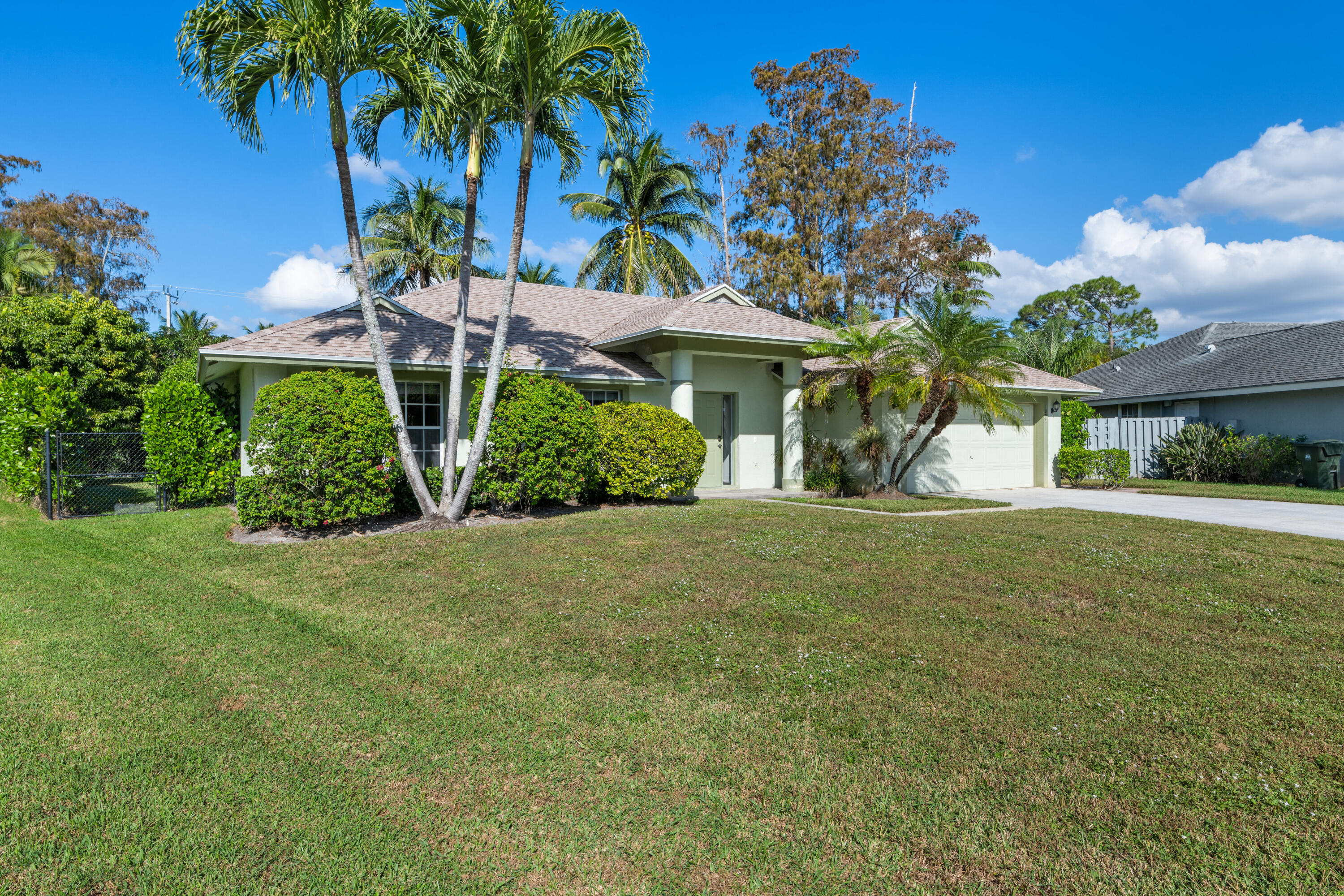 1094 Raintree Lane