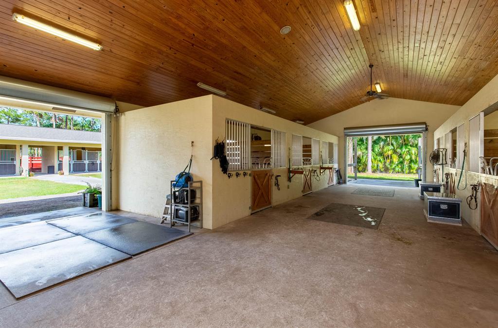 1464 Stallion Drive