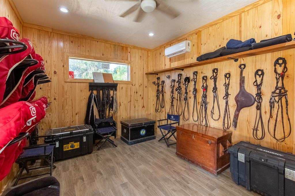 1464 Stallion Drive