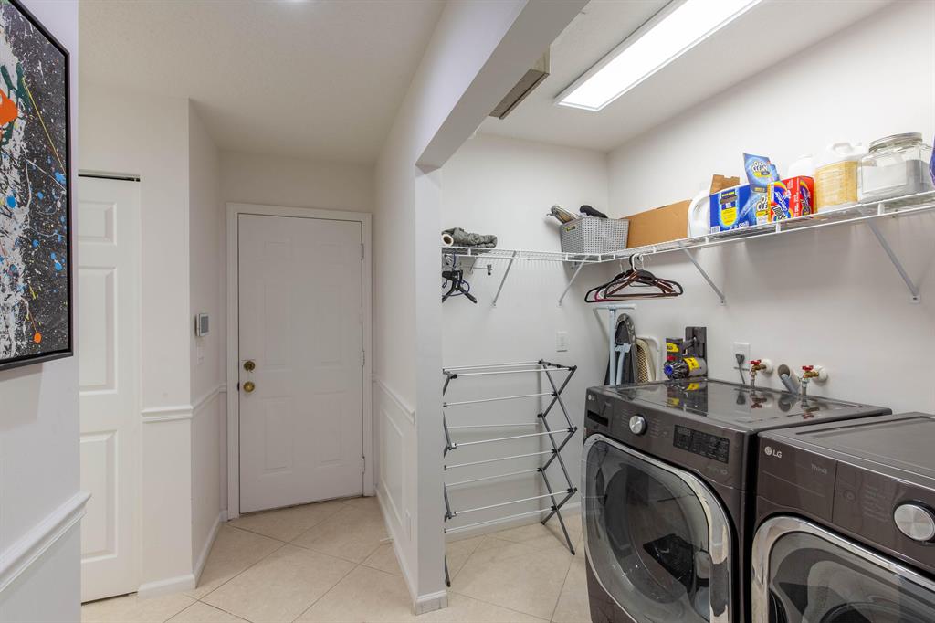 1464 Stallion Drive