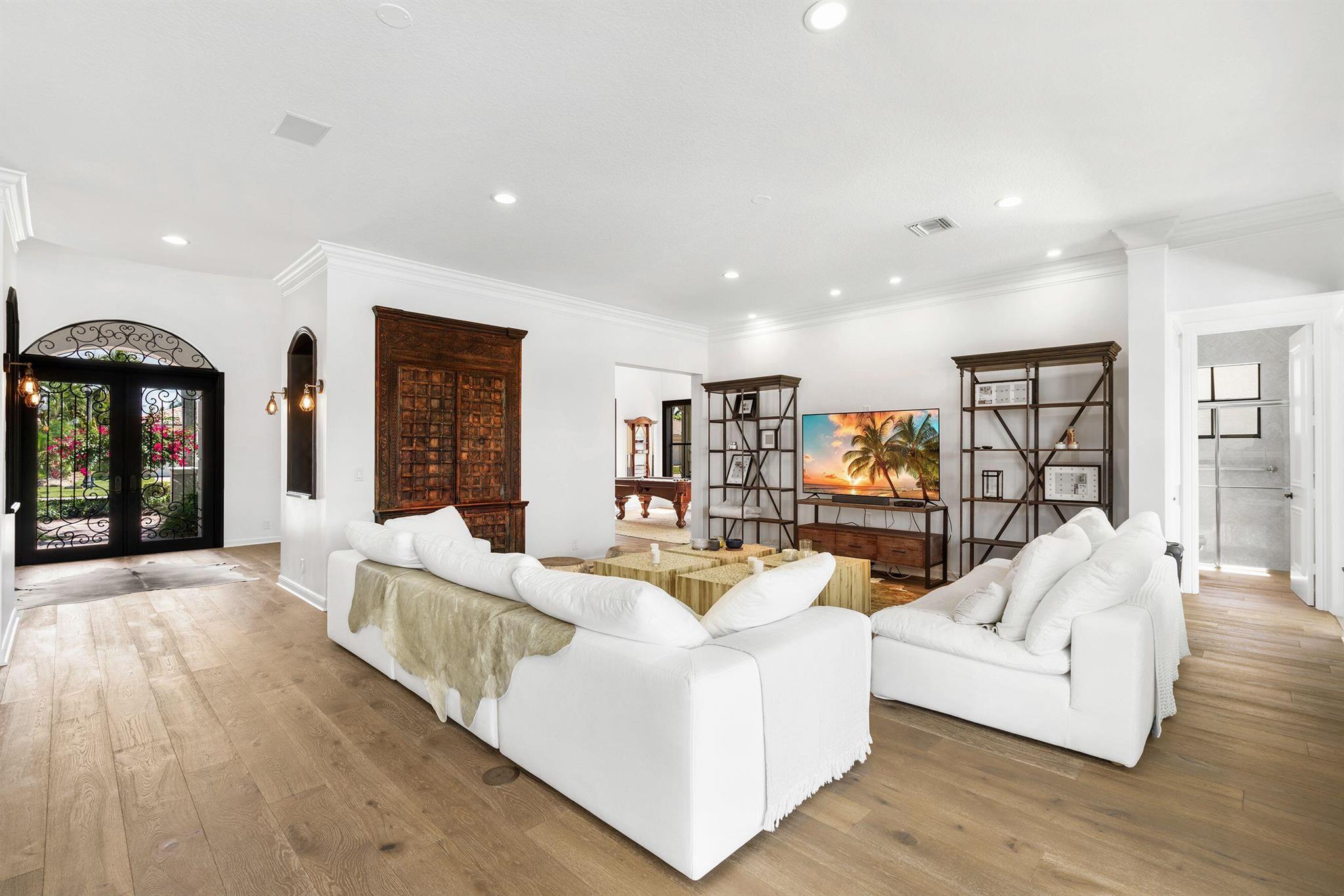 11695 Sunrise View Lane