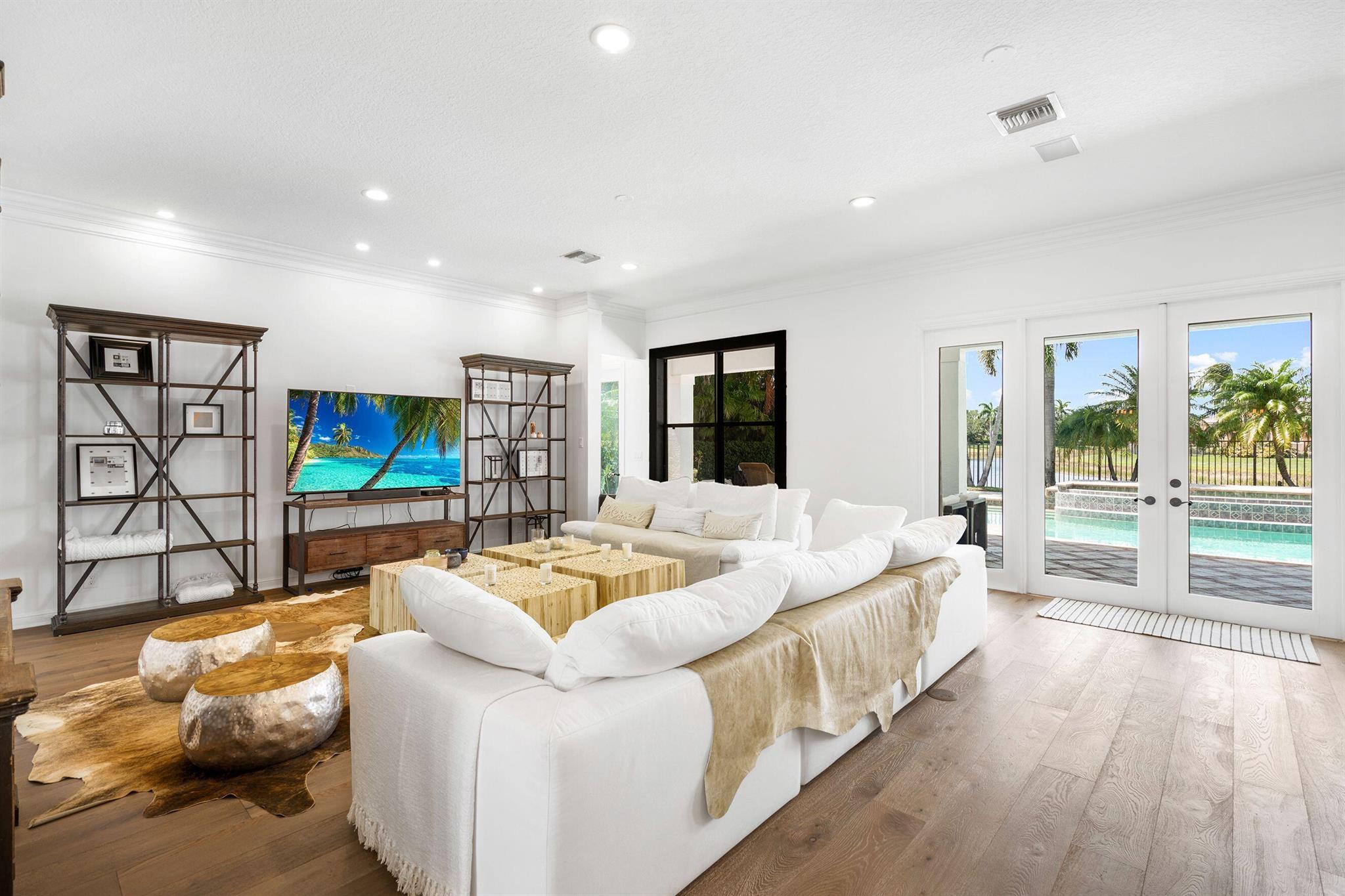 11695 Sunrise View Lane