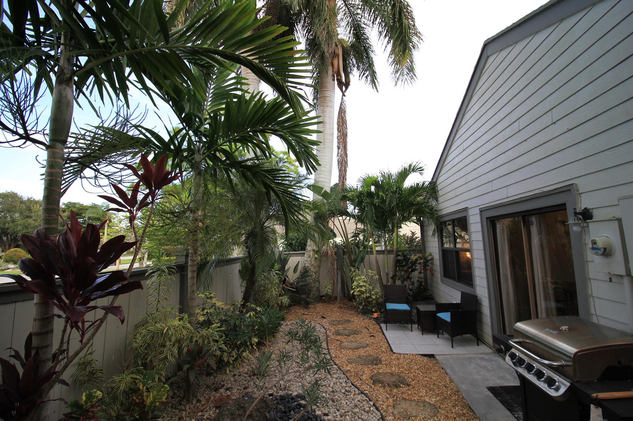 2533 Bedford Mews Drive