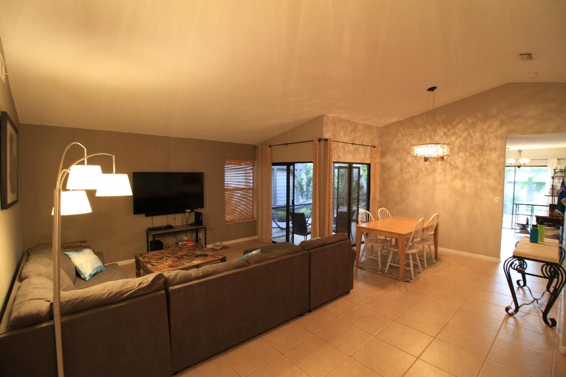 2533 Bedford Mews Drive