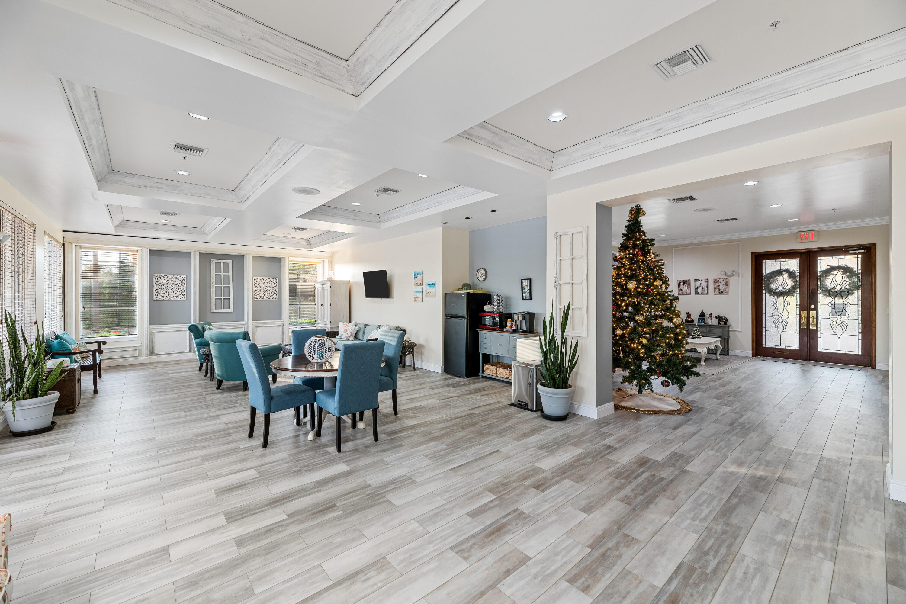 11770 Saint Andrews Place 305