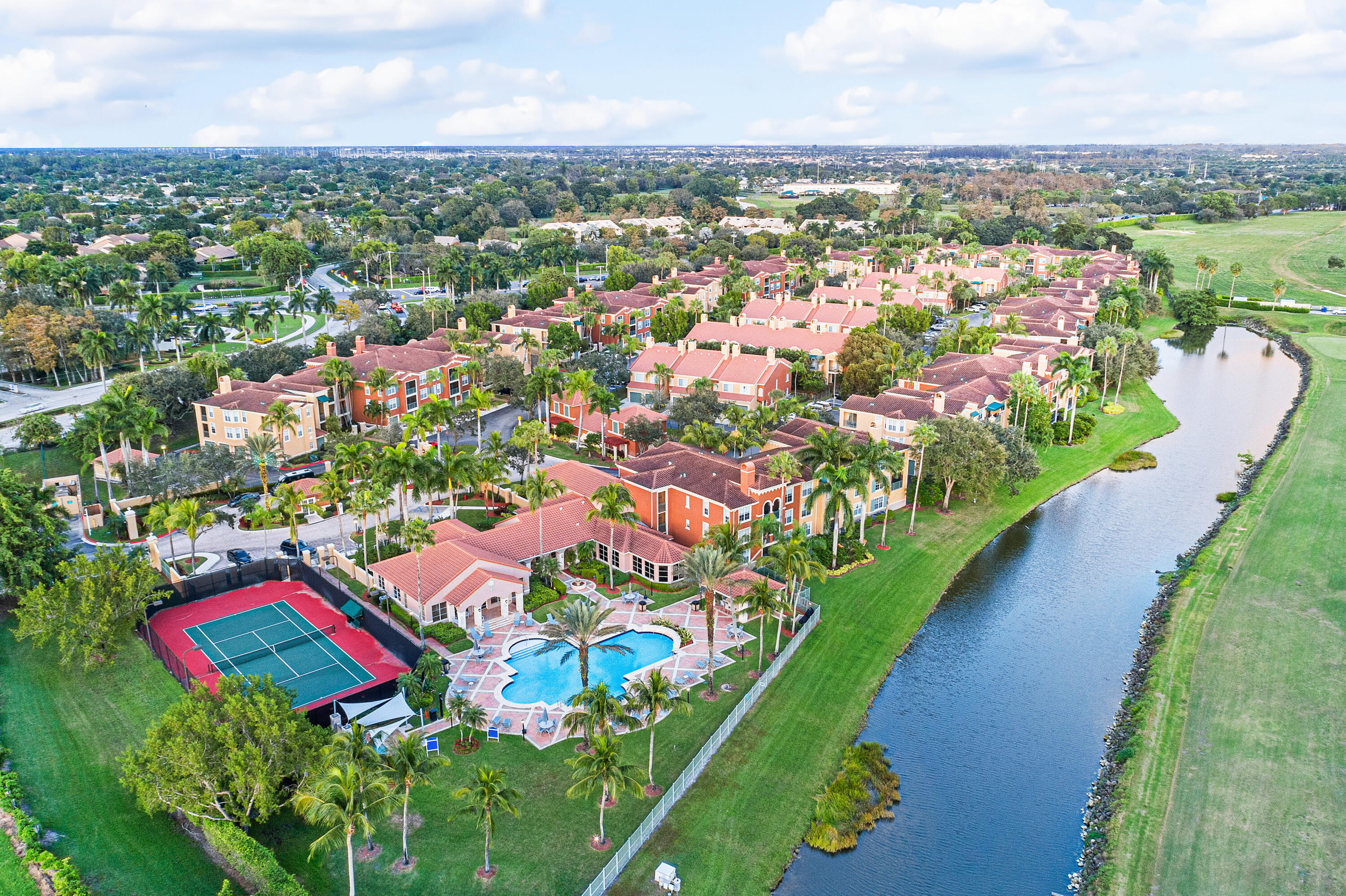 11770 Saint Andrews Place 305