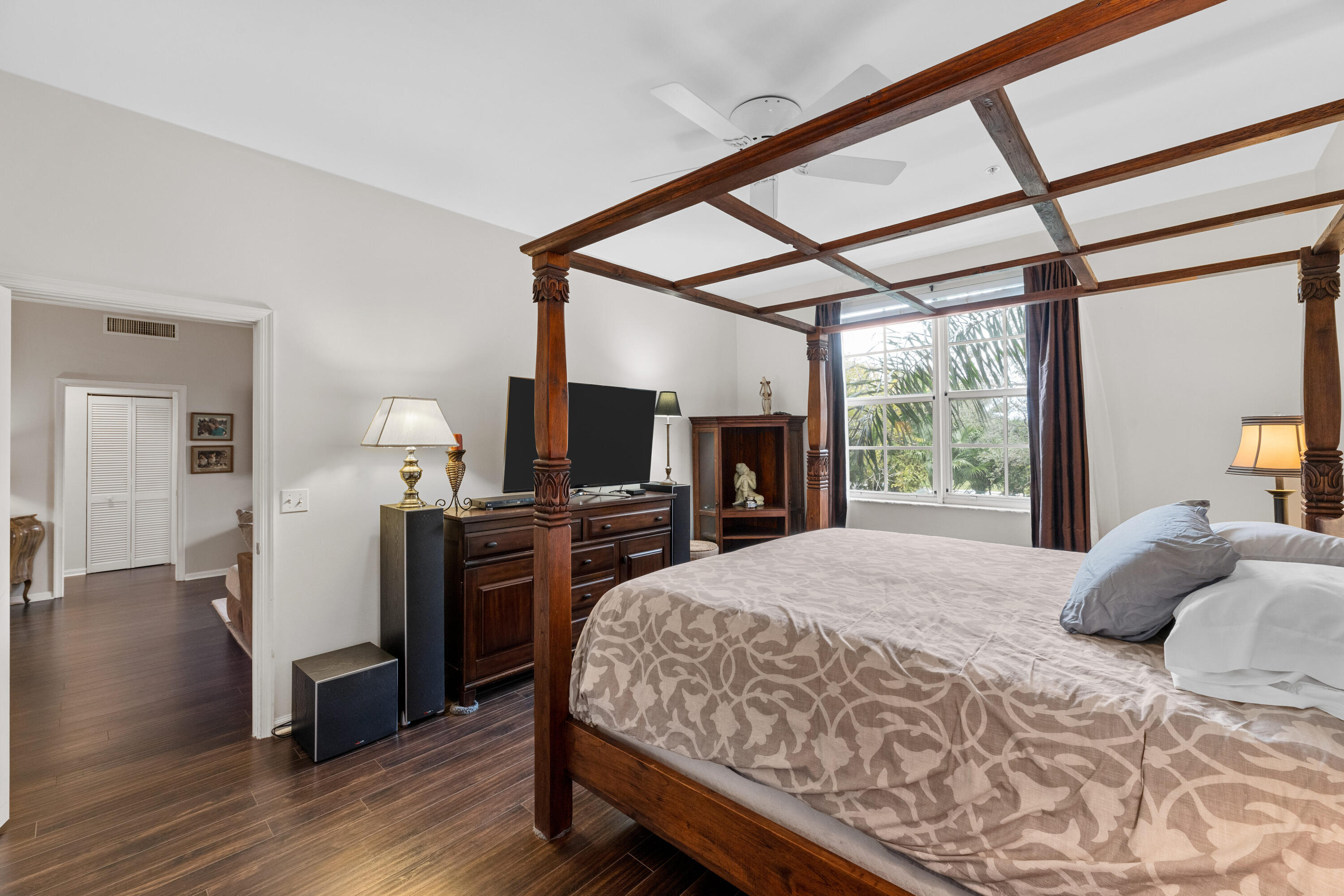 11770 Saint Andrews Place 305