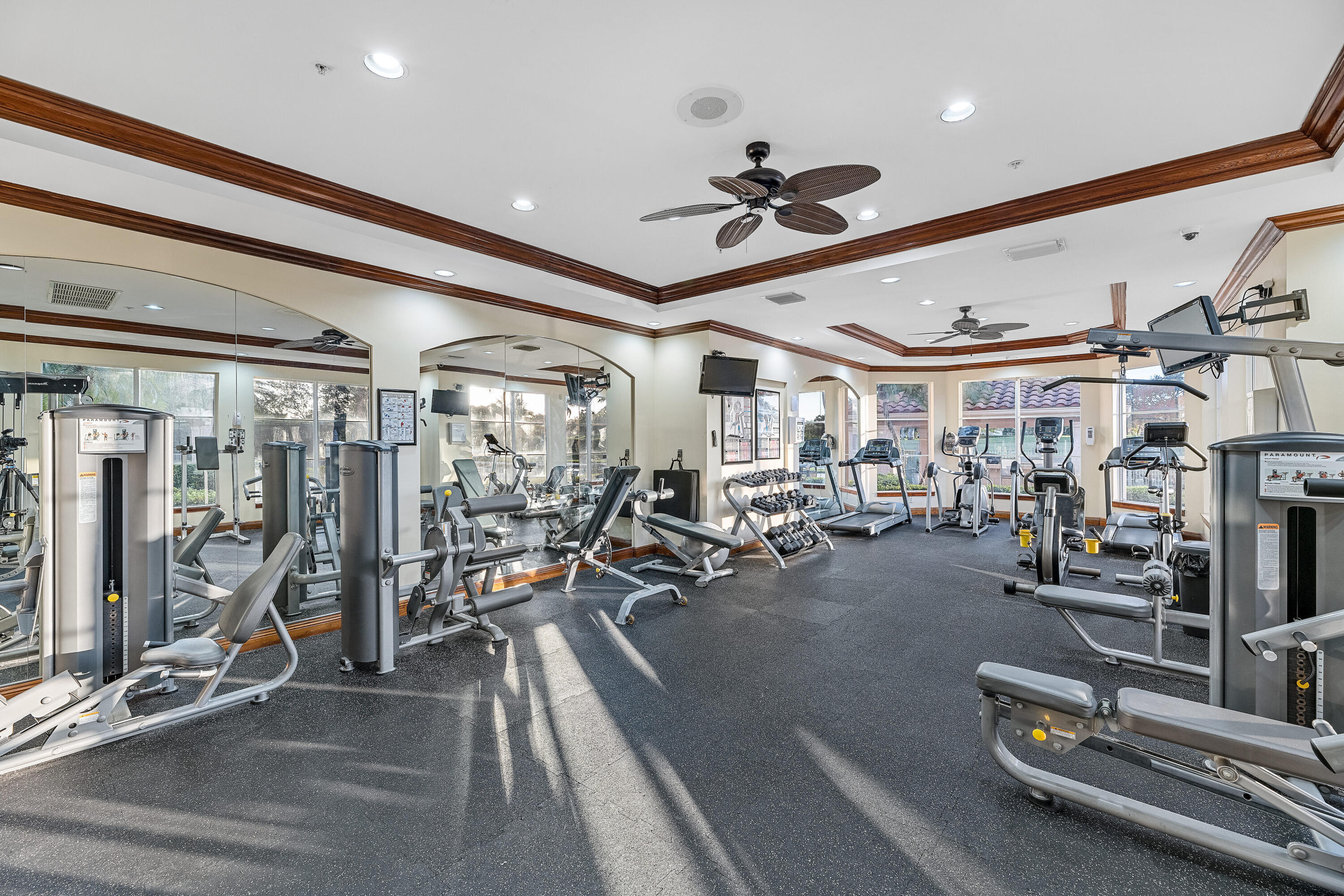 11770 Saint Andrews Place 305