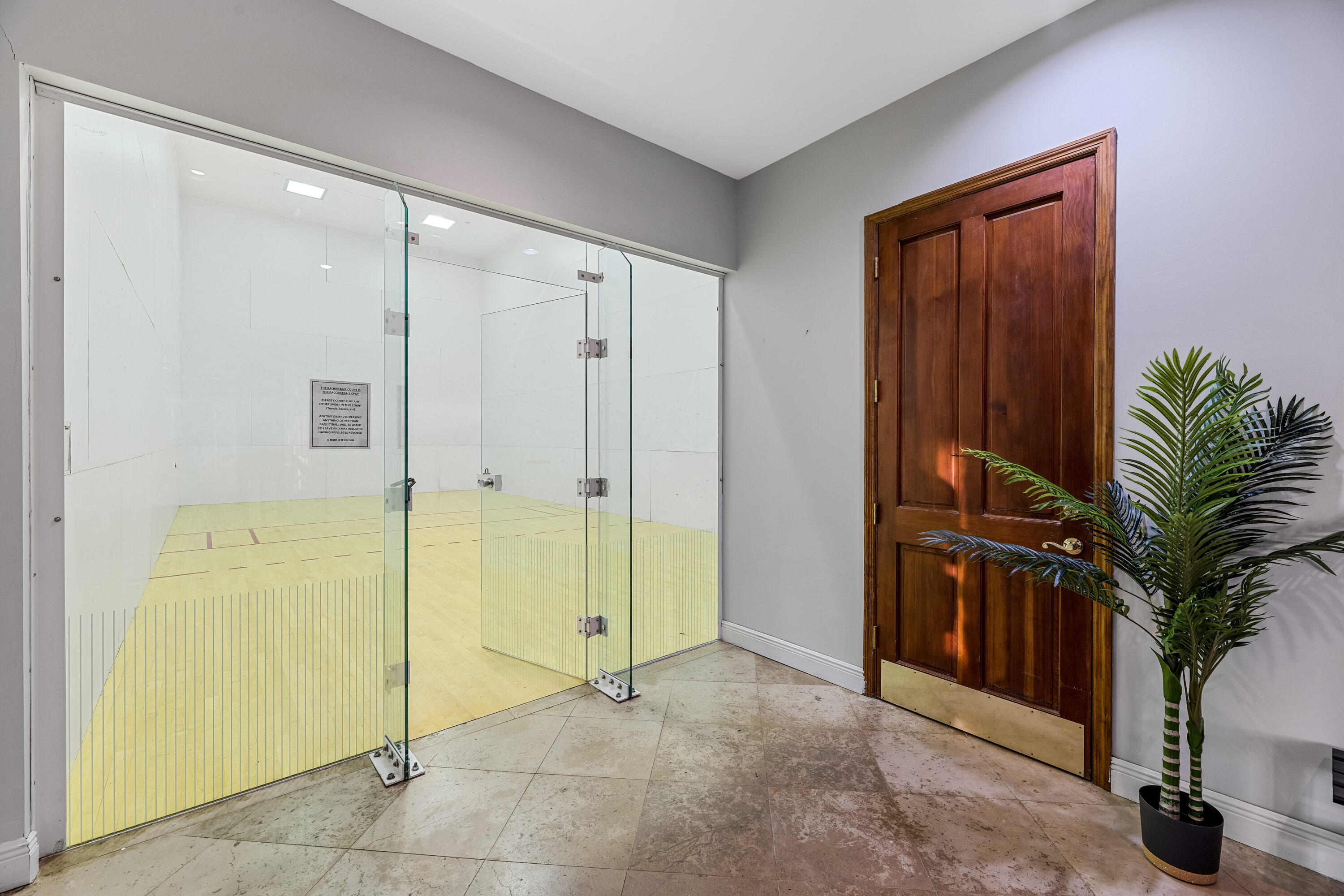 11770 Saint Andrews Place 305