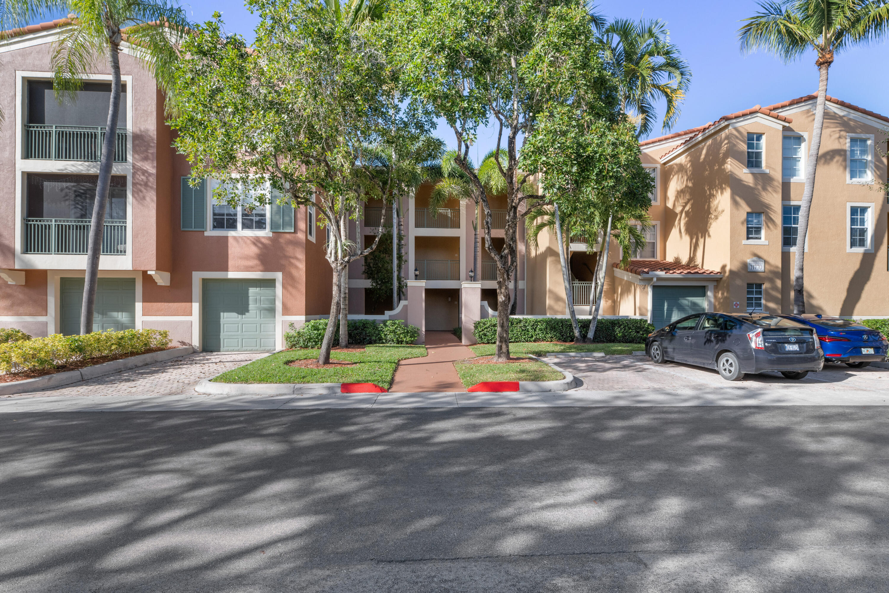 11770 Saint Andrews Place 305