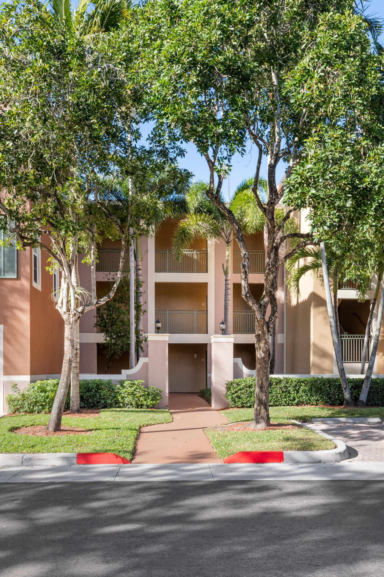 11770 Saint Andrews Place 305