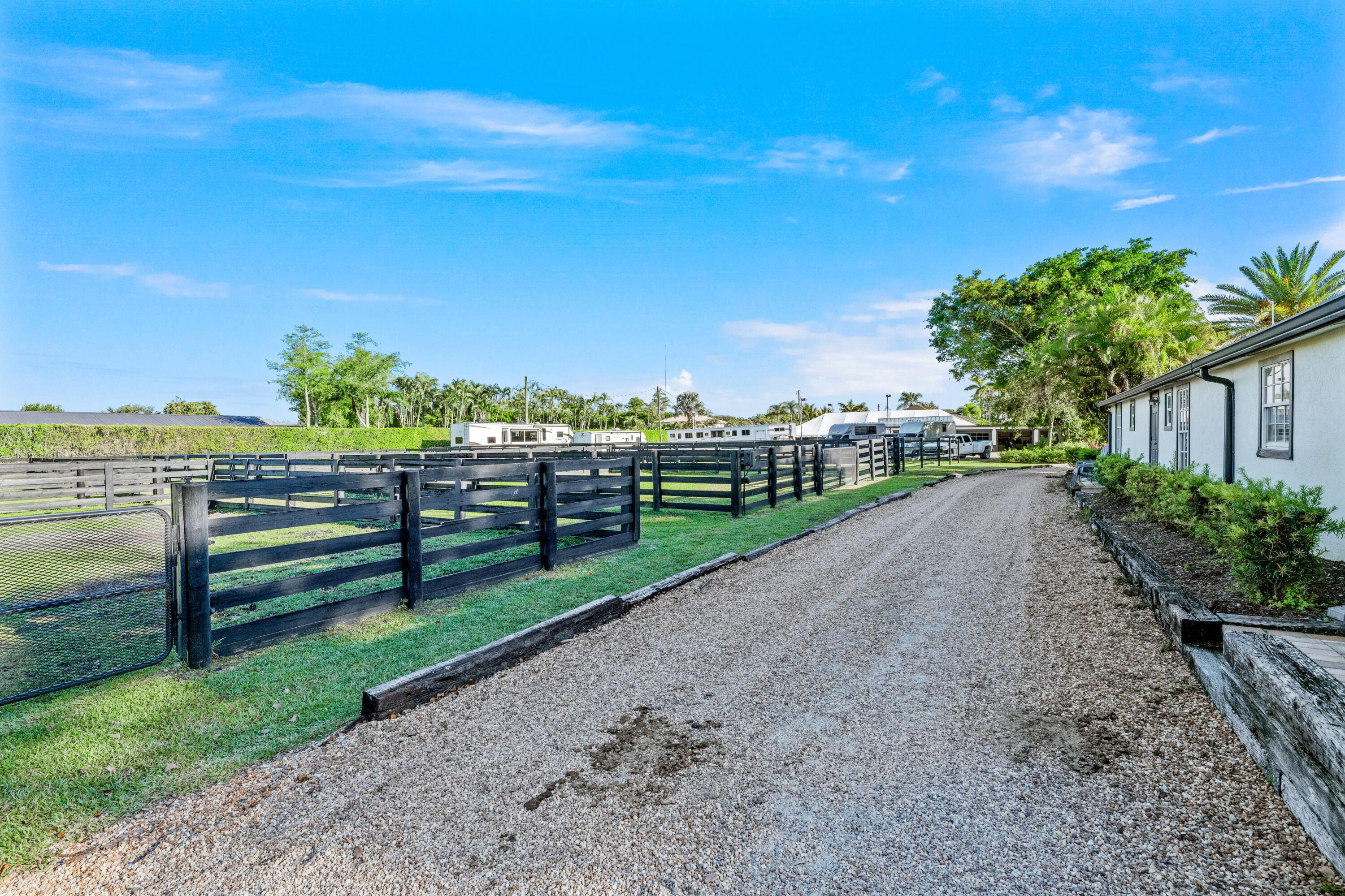 13159 W 57th Place