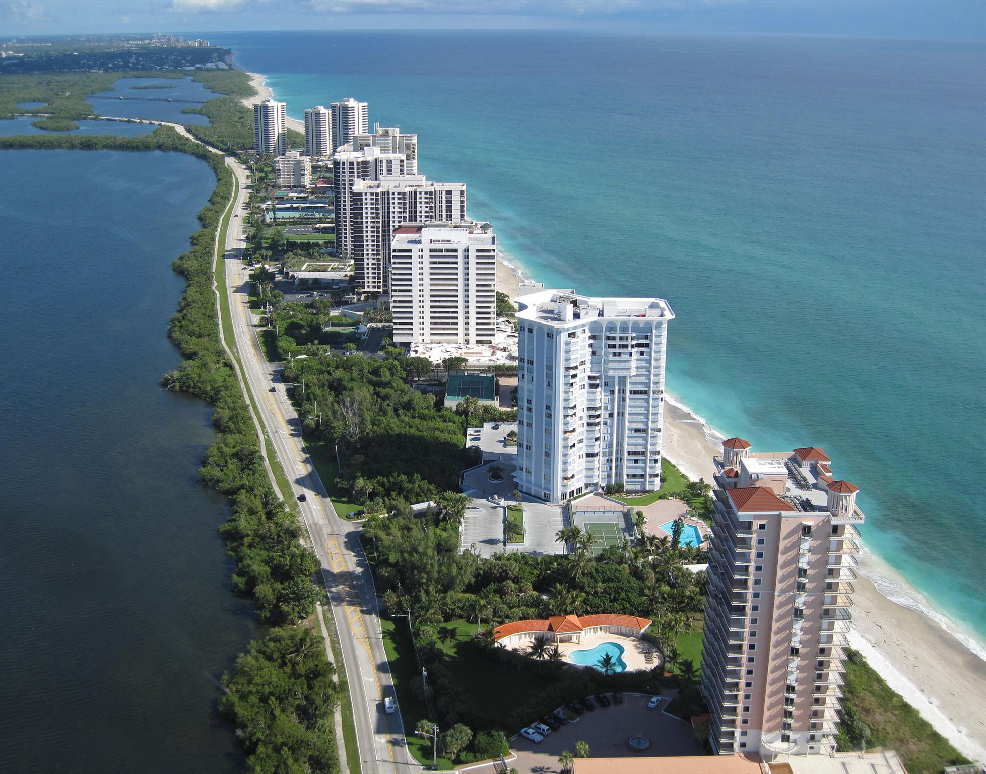 5310 N Ocean Drive 601
