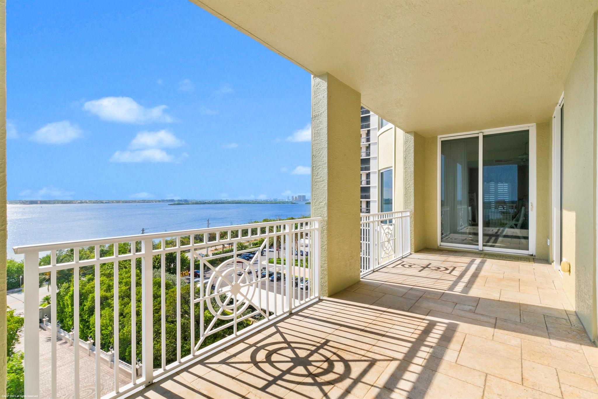 5310 N Ocean Drive 601