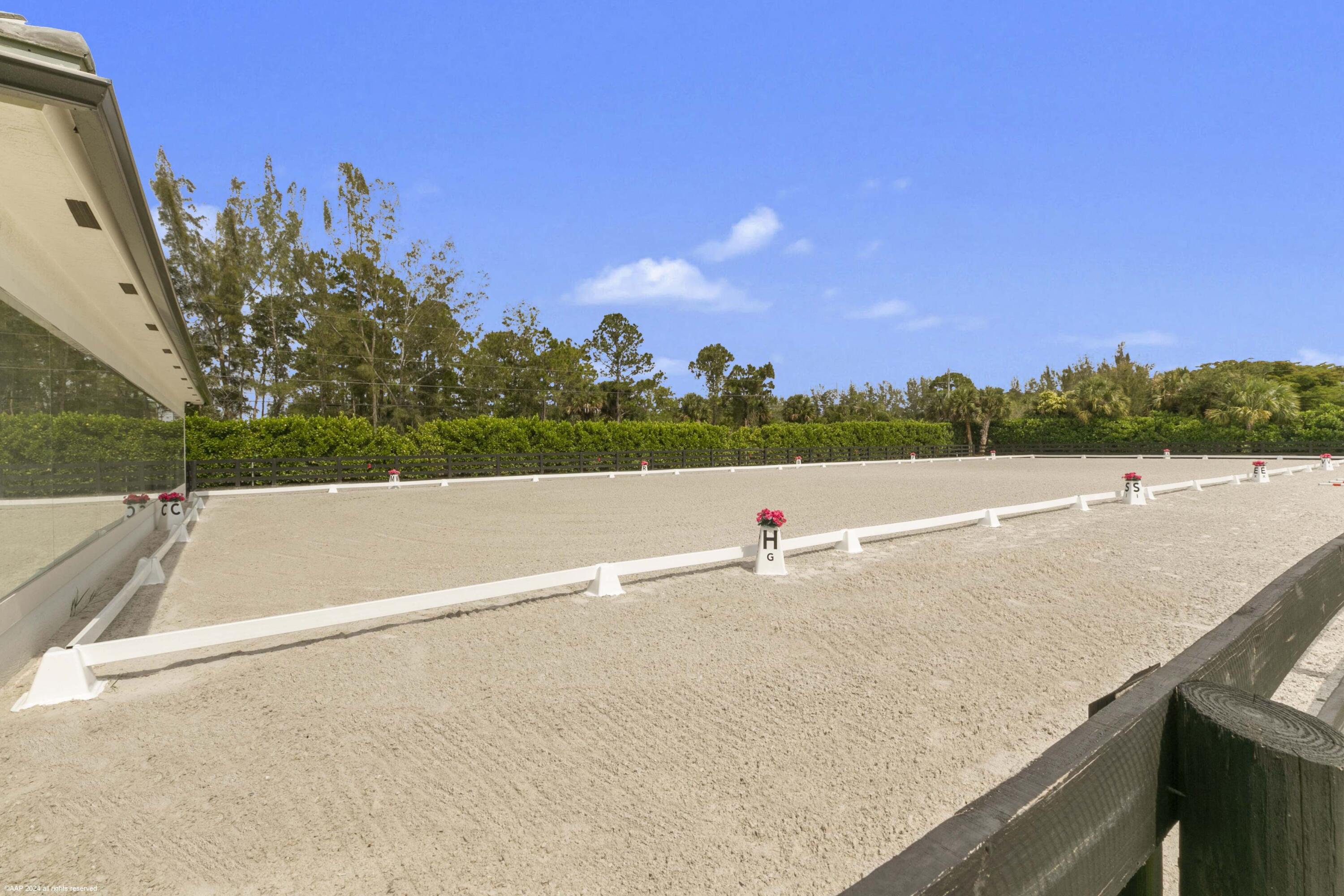 1092 Clydesdale Drive