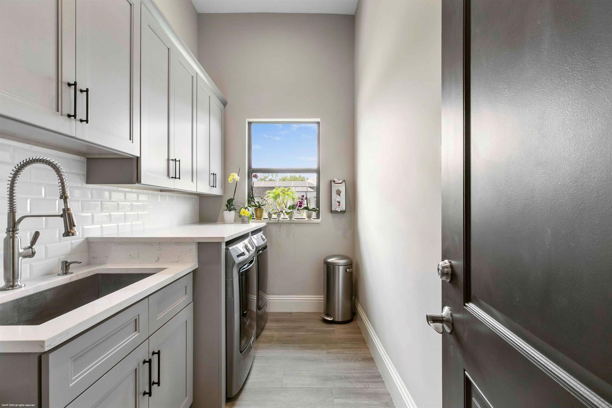 1092 Clydesdale Drive