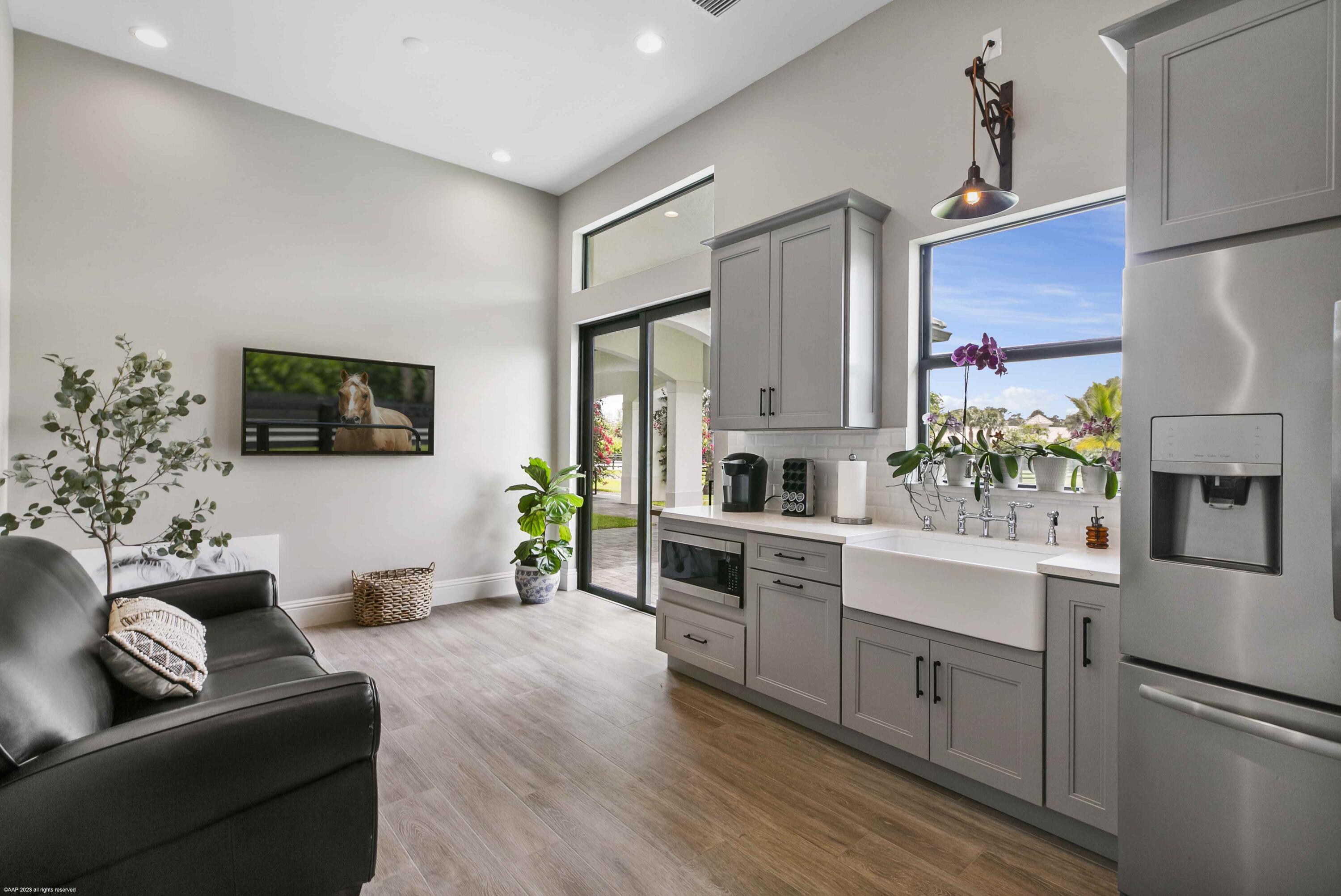 1092 Clydesdale Drive