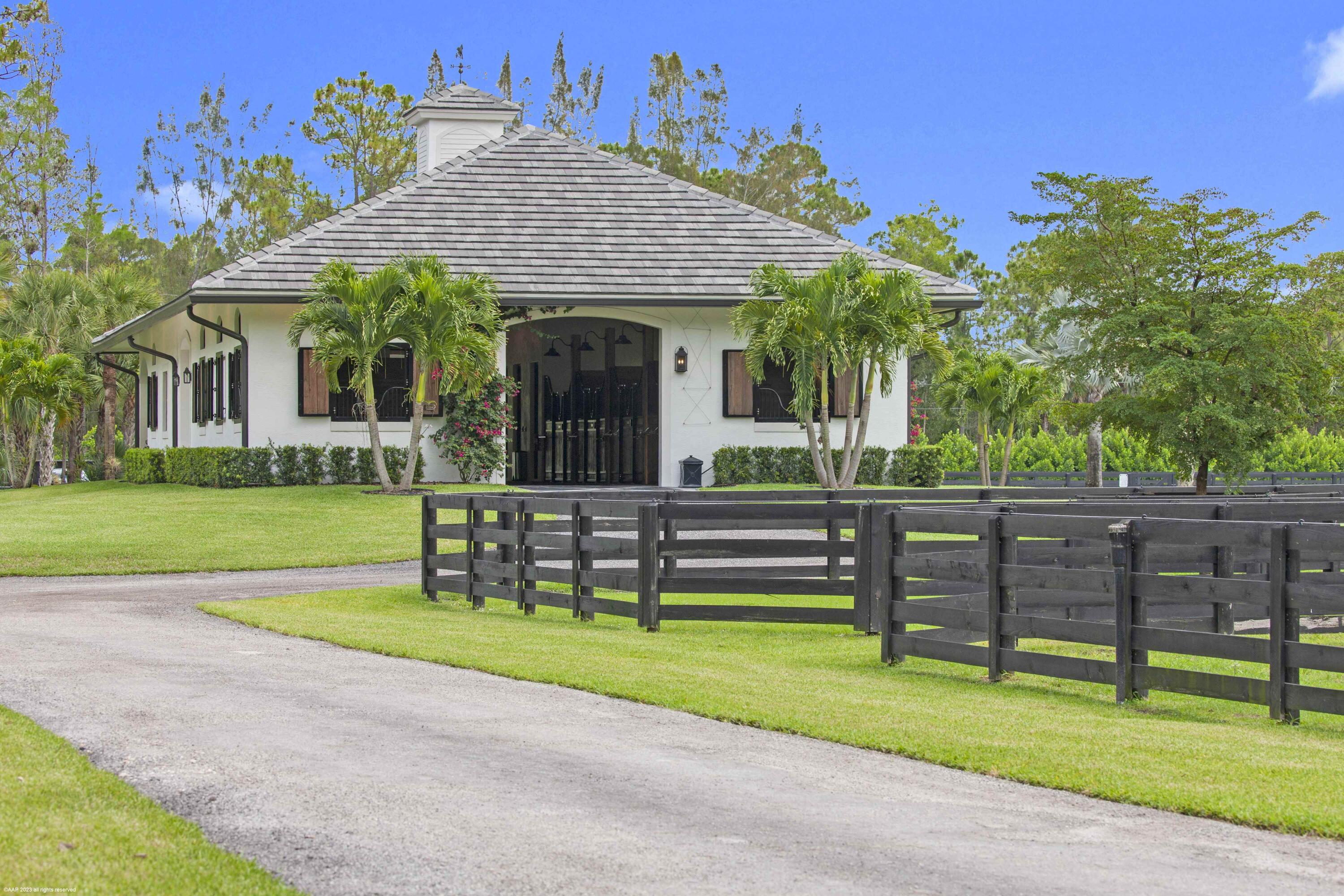 1092 Clydesdale Drive
