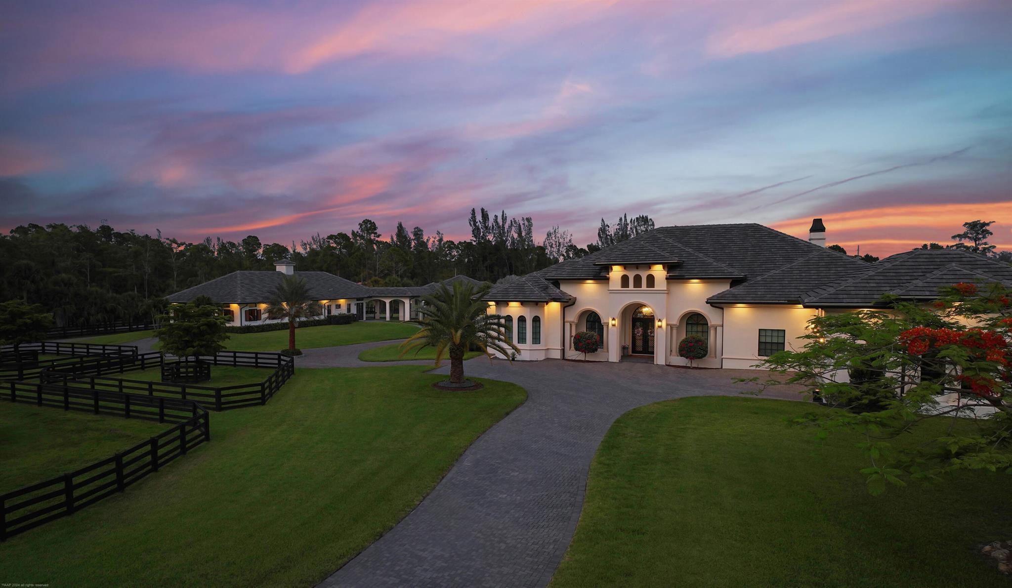 1092 Clydesdale Drive