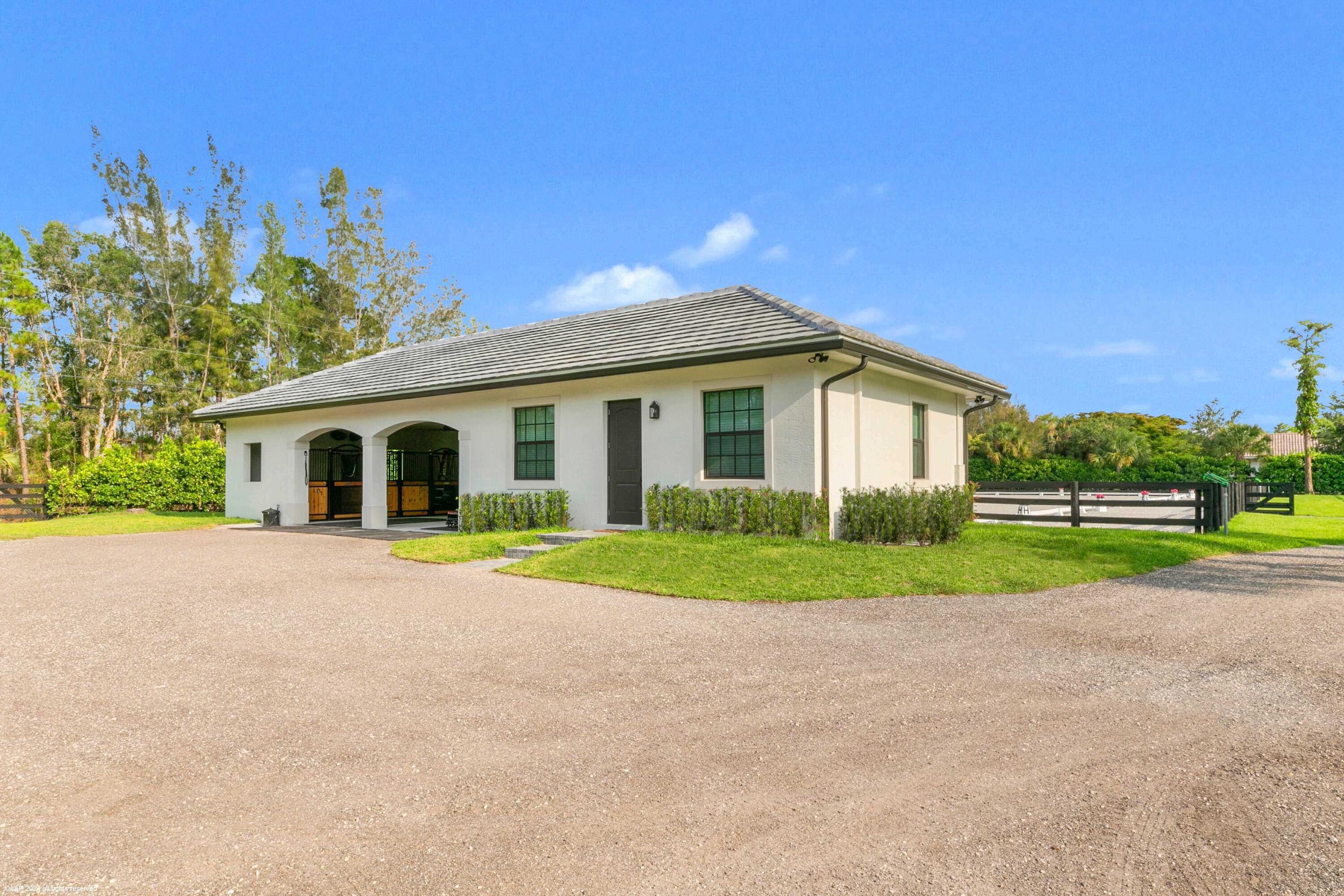 1092 Clydesdale Drive