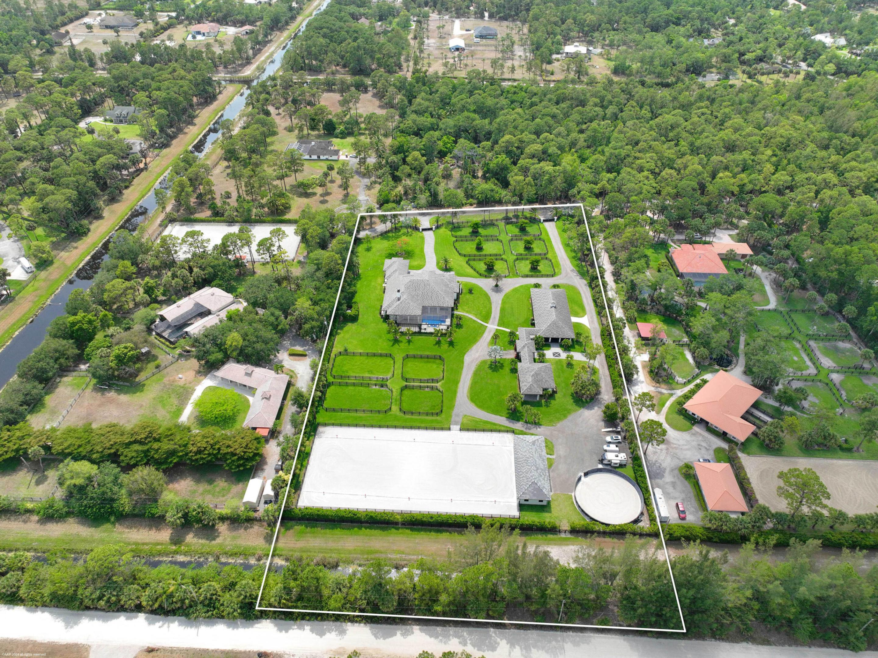 1092 Clydesdale Drive