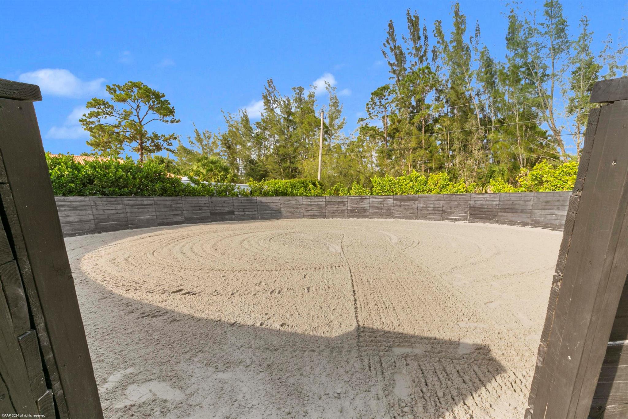 1092 Clydesdale Drive