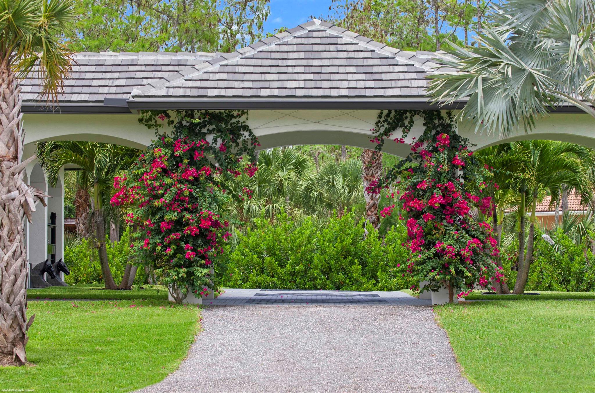 1092 Clydesdale Drive