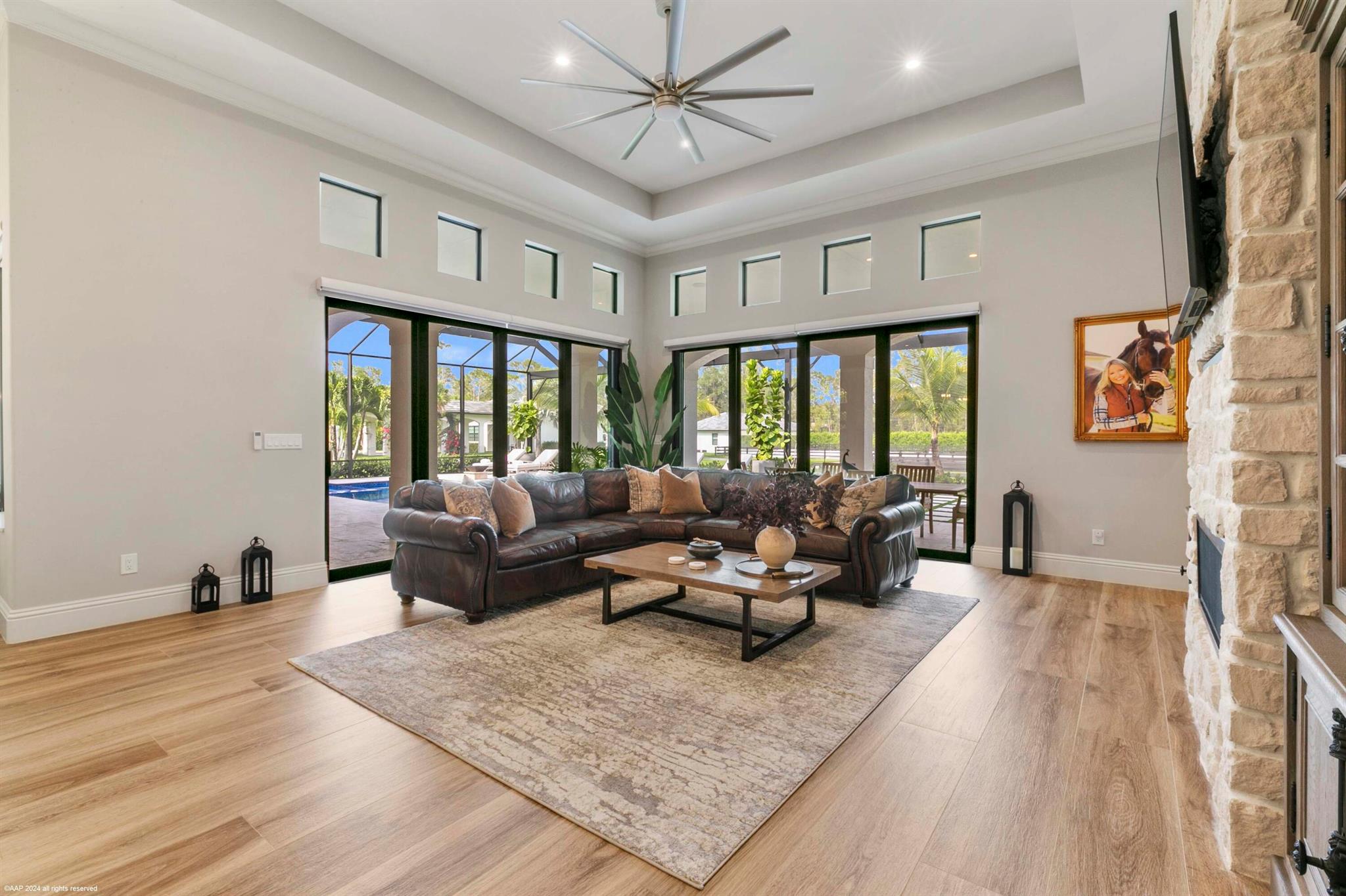 1092 Clydesdale Drive