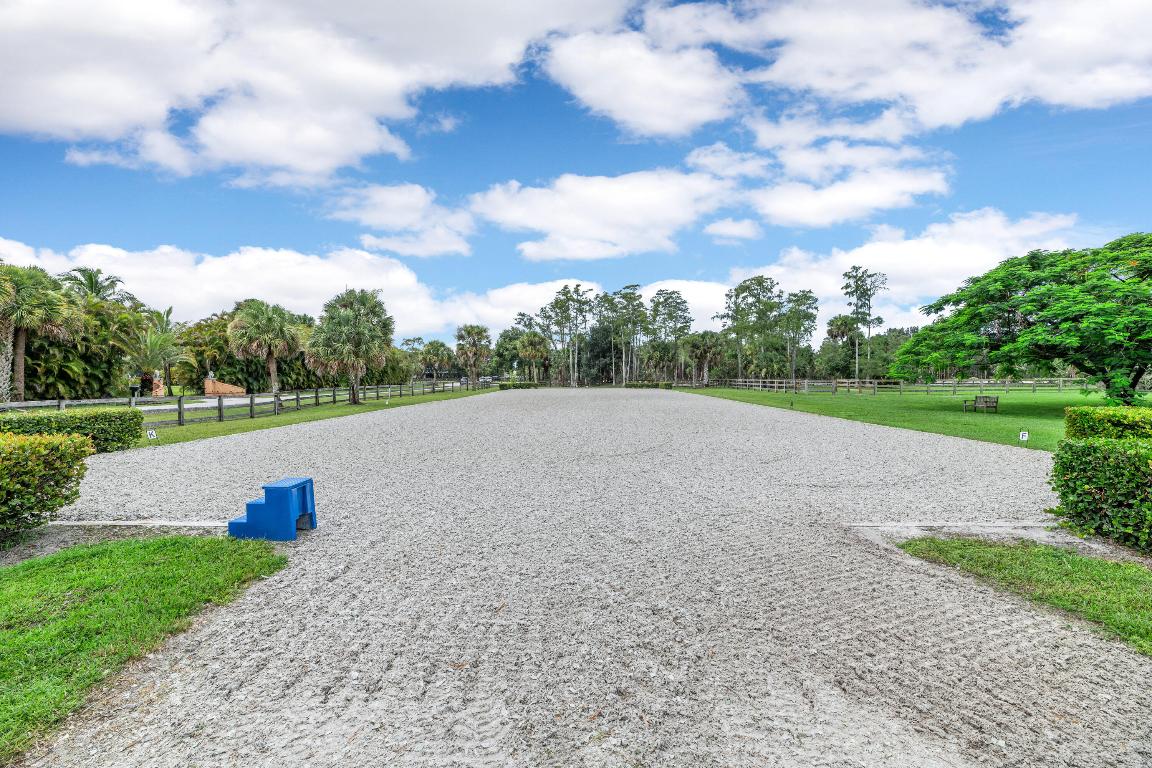 2381 Buck Ridge Trail