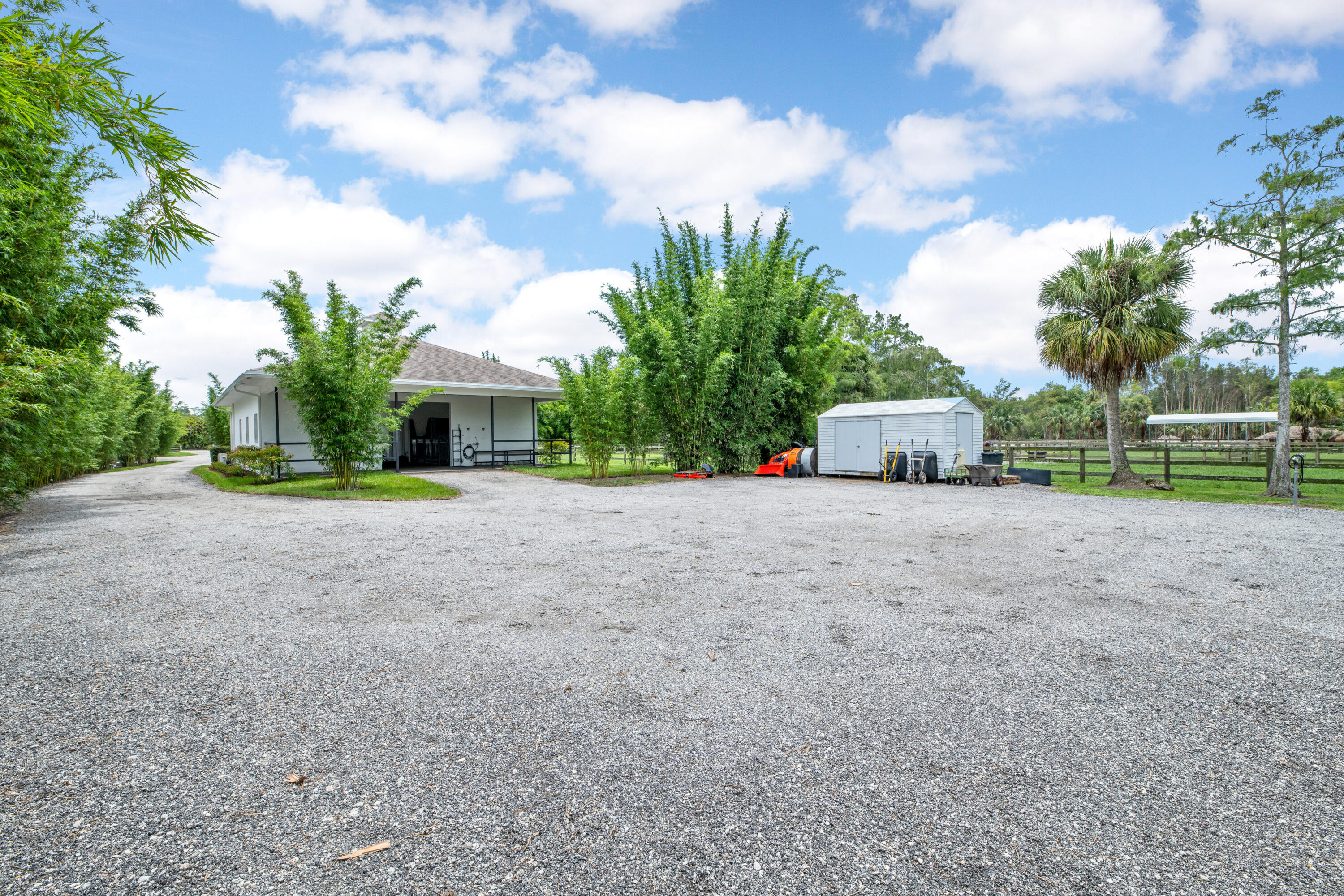 2381 Buck Ridge Trail