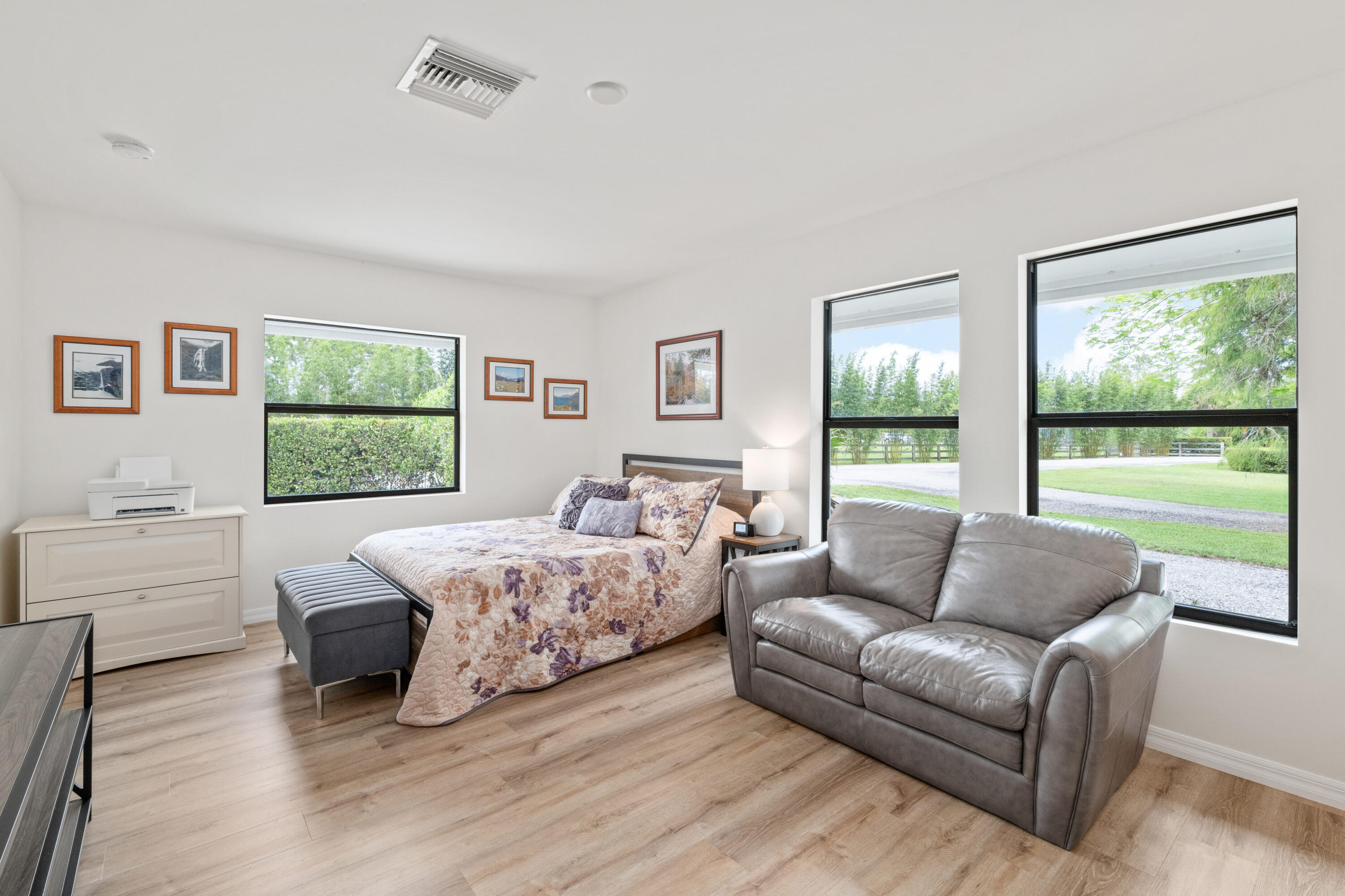 2381 Buck Ridge Trail