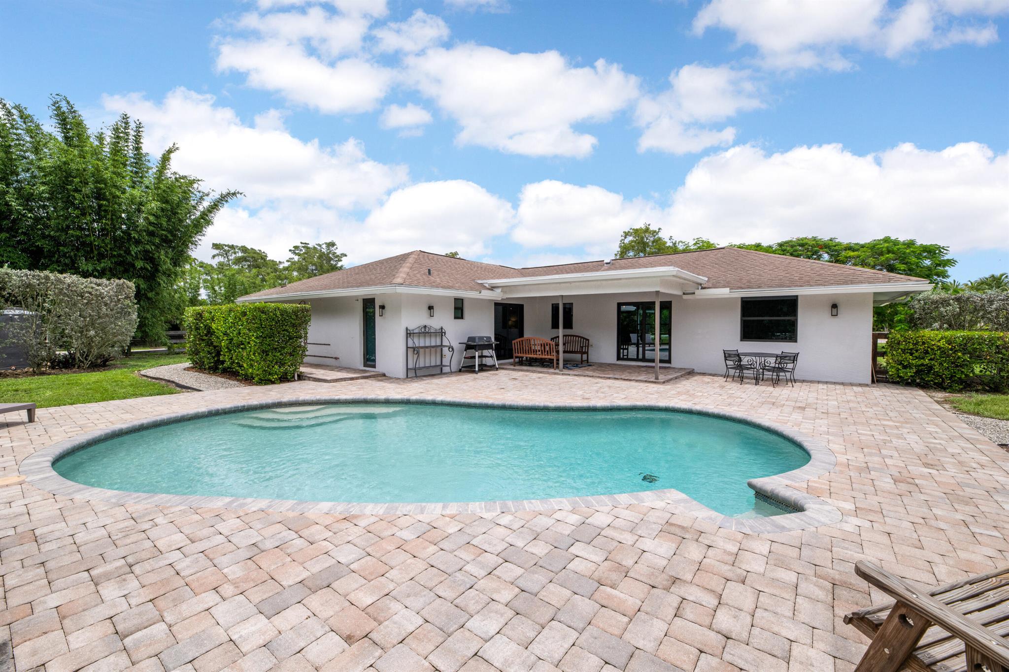 2381 Buck Ridge Trail
