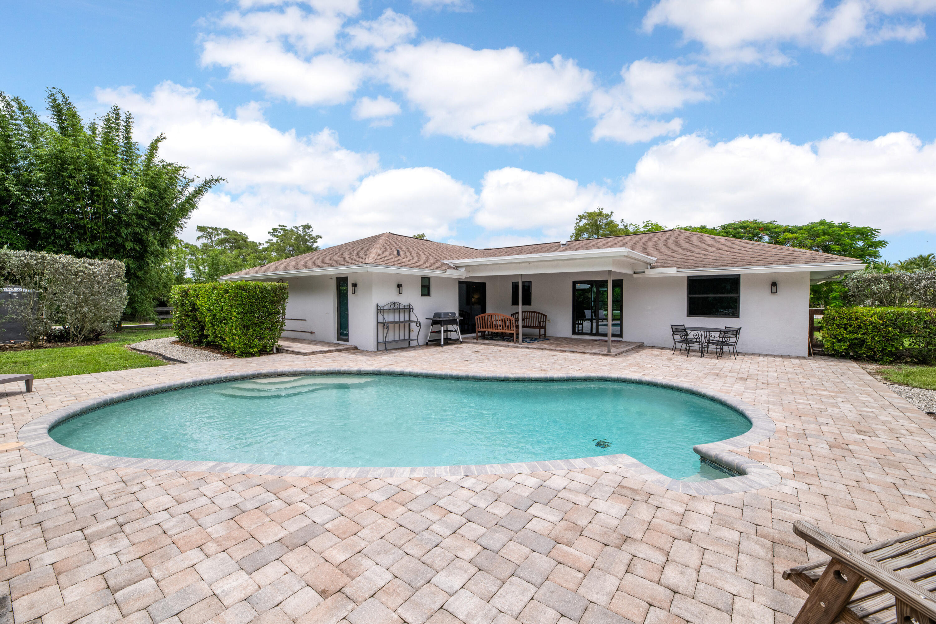 2381 Buck Ridge Trail