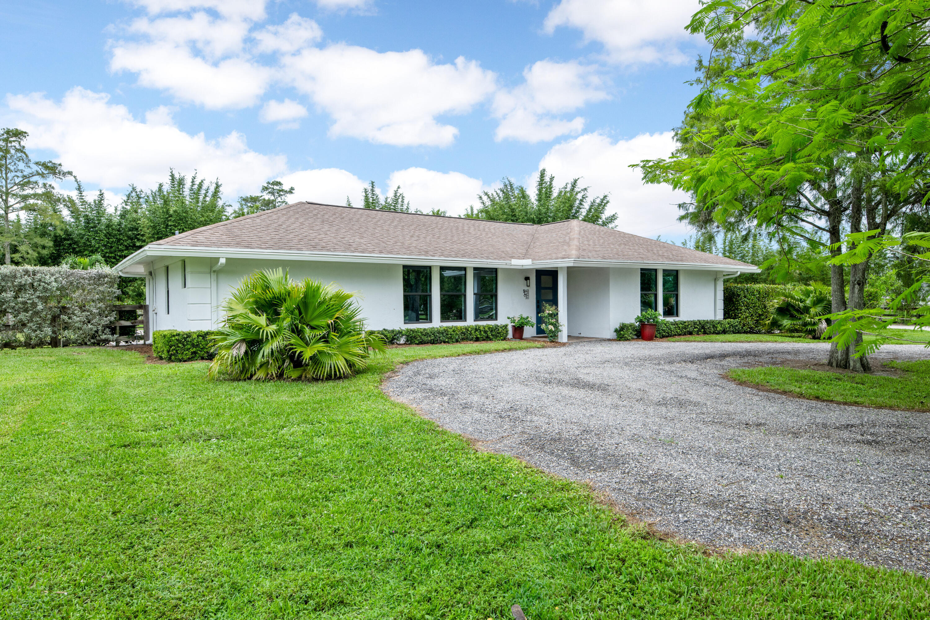 2381 Buck Ridge Trail