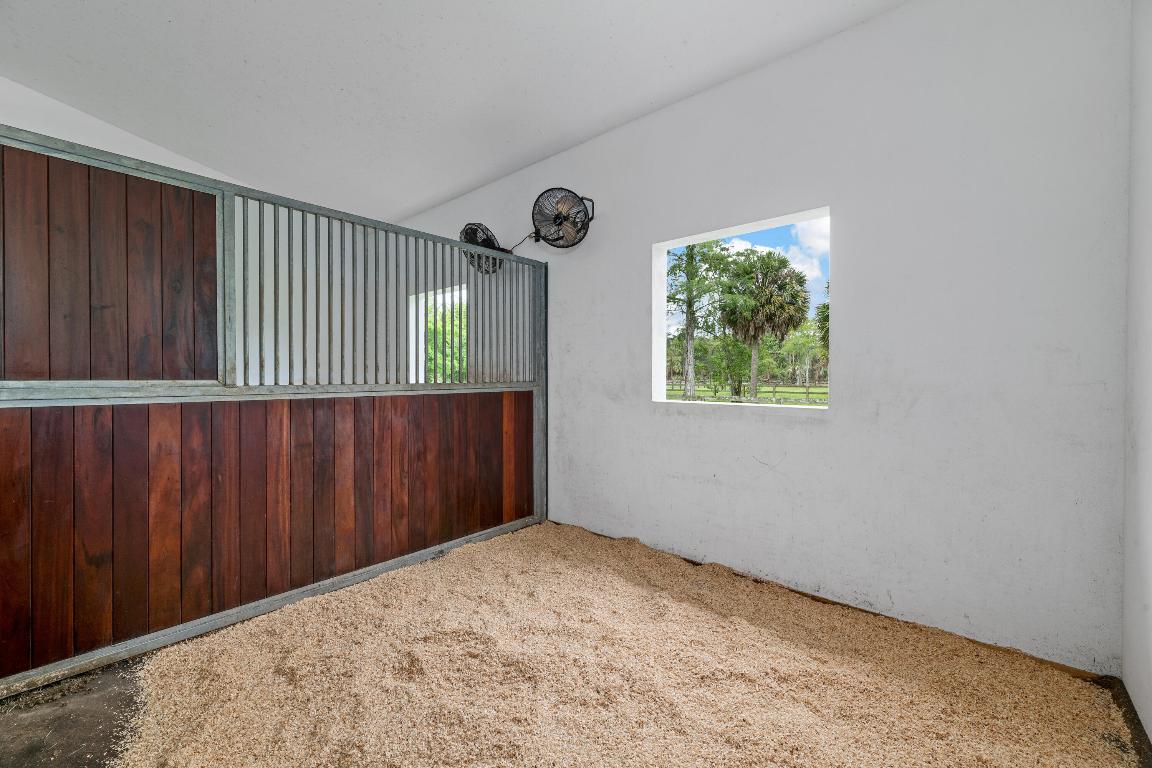 2381 Buck Ridge Trail