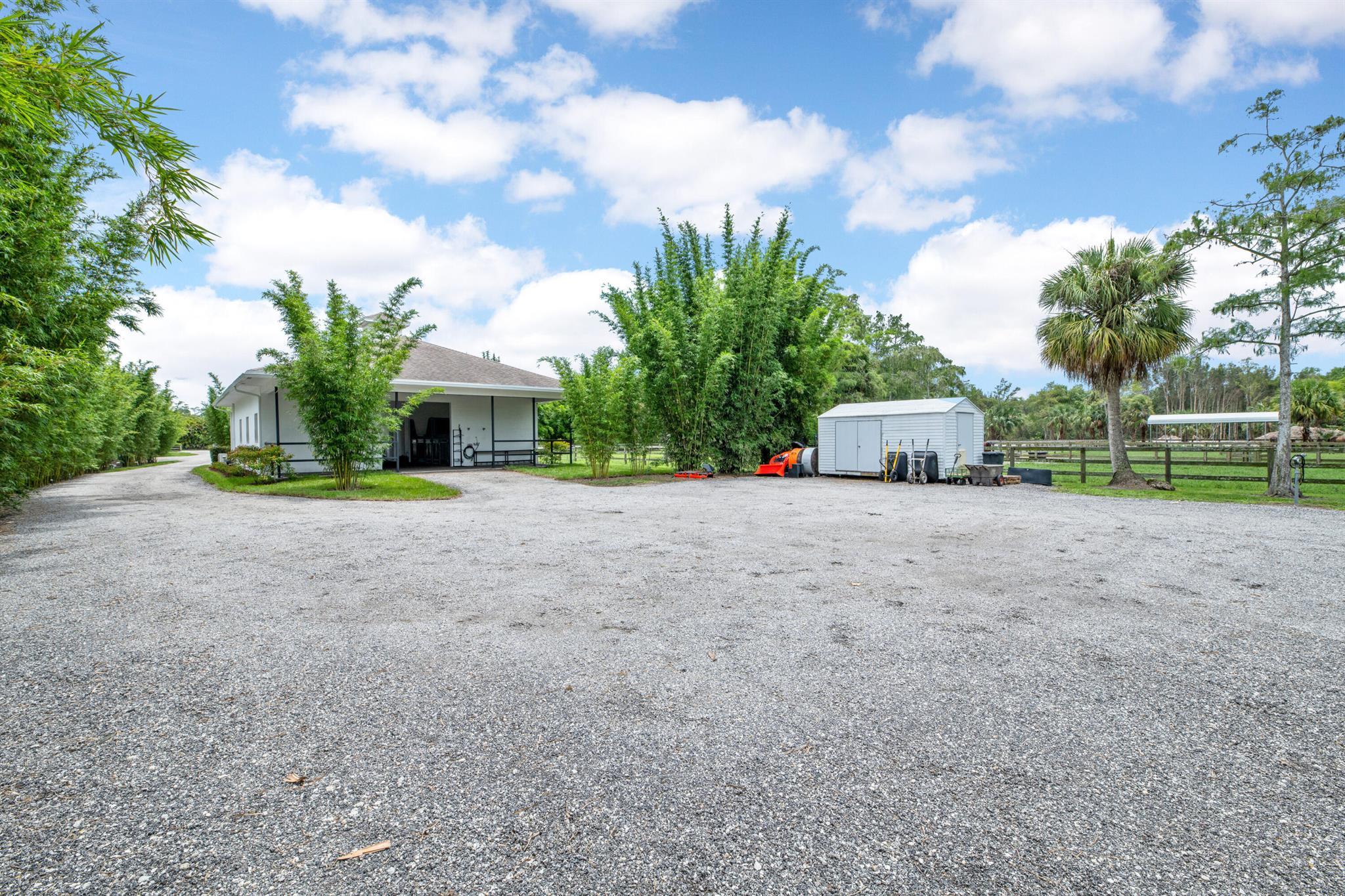 2381 Buck Ridge Trail