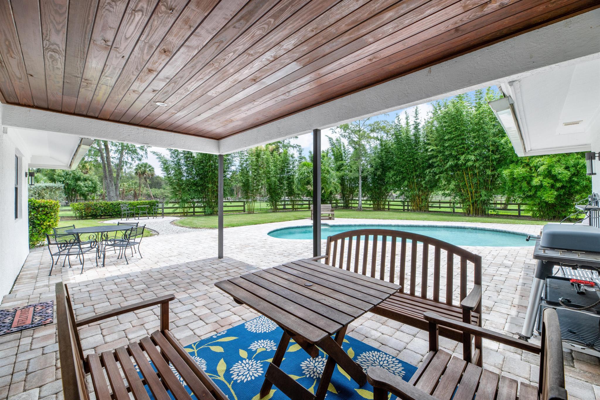 2381 Buck Ridge Trail