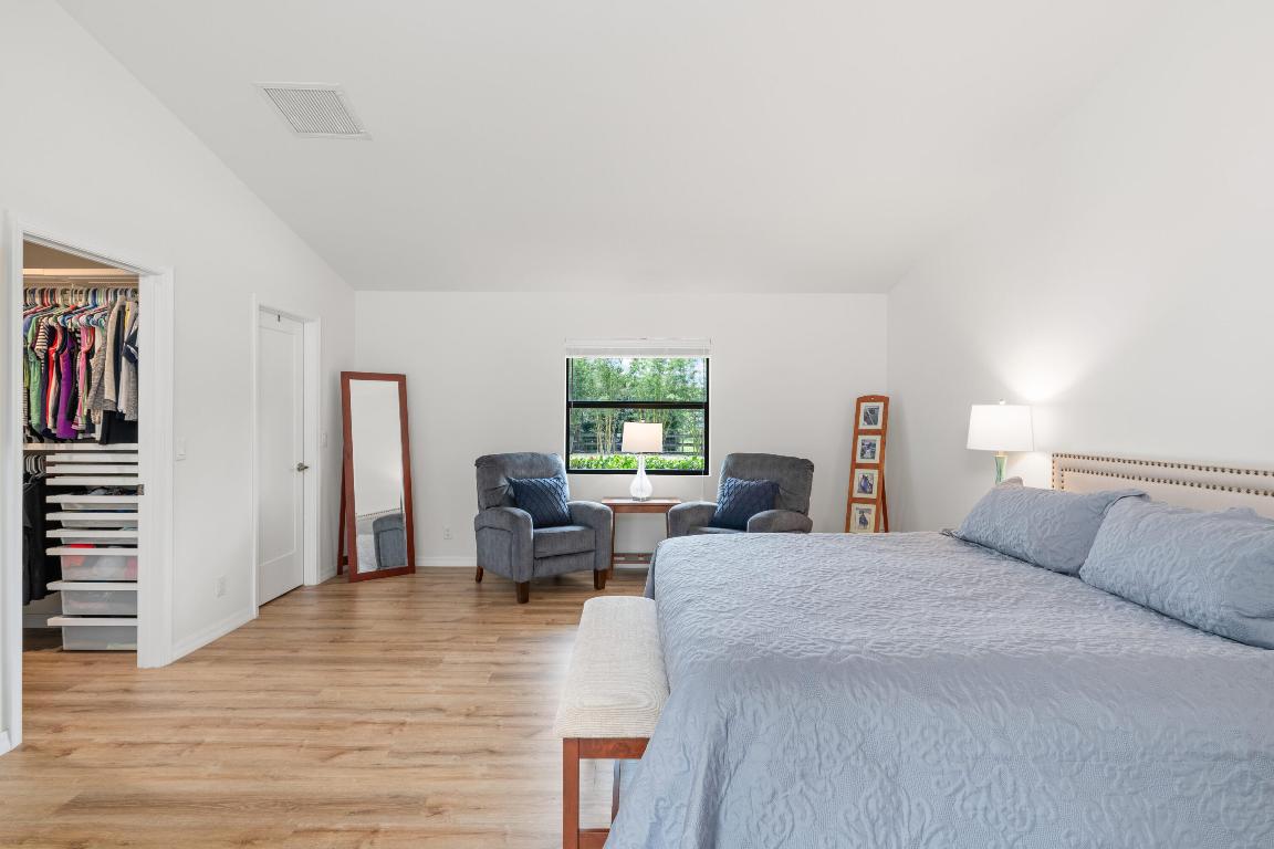 2381 Buck Ridge Trail