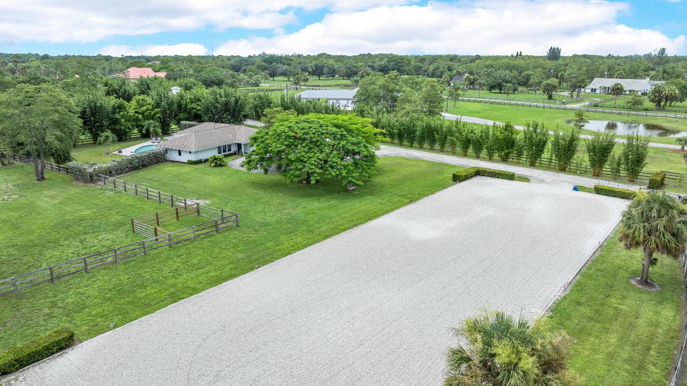 2381 Buck Ridge Trail