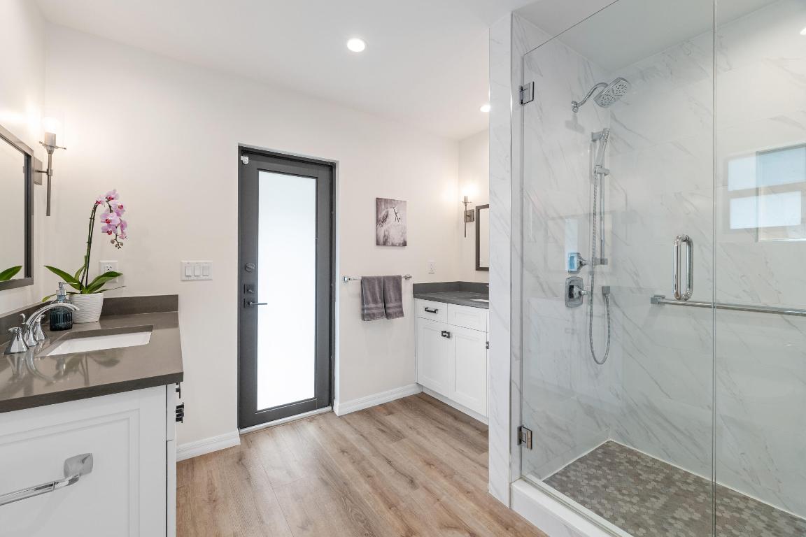 2381 Buck Ridge Trail