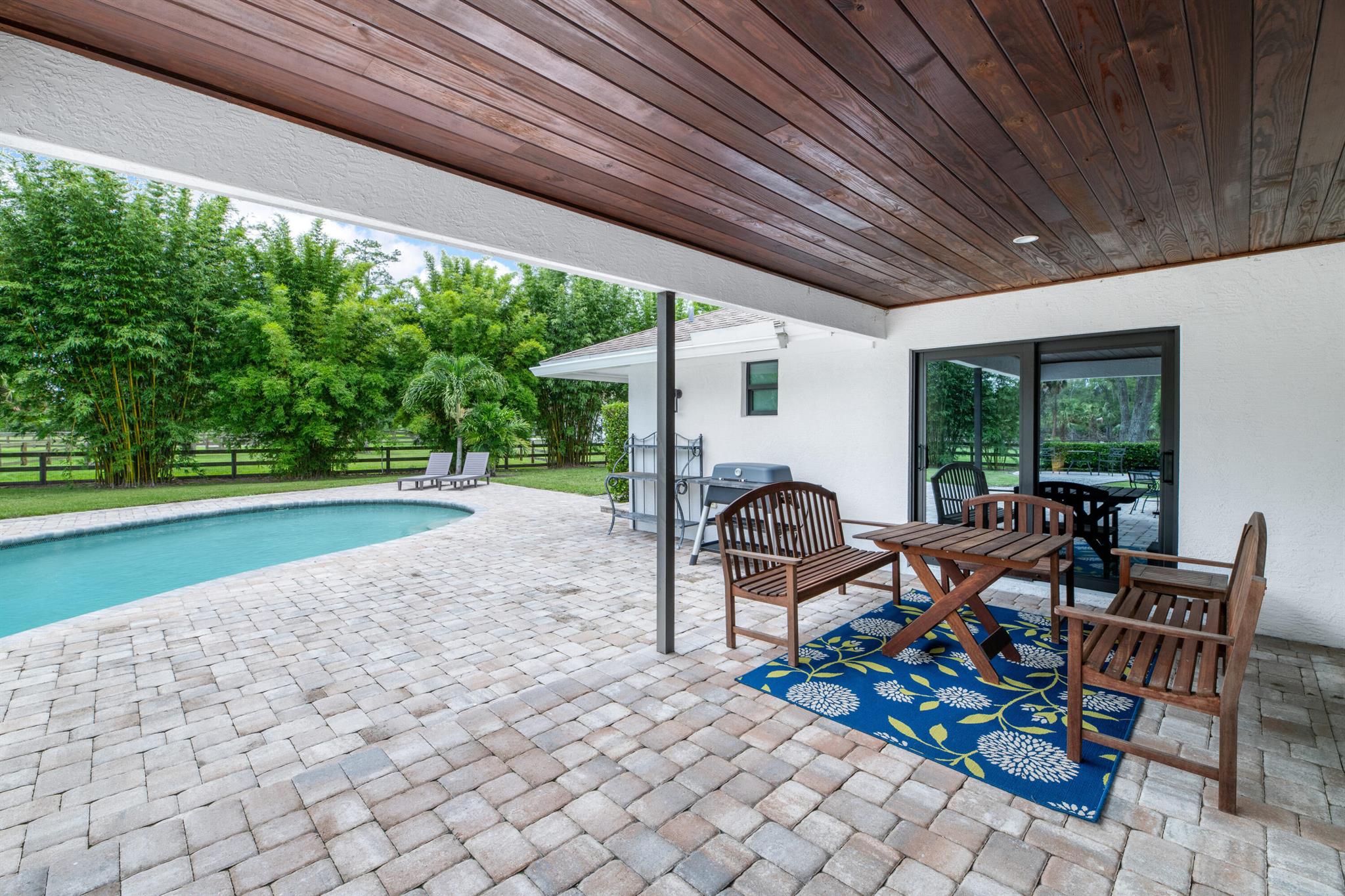 2381 Buck Ridge Trail