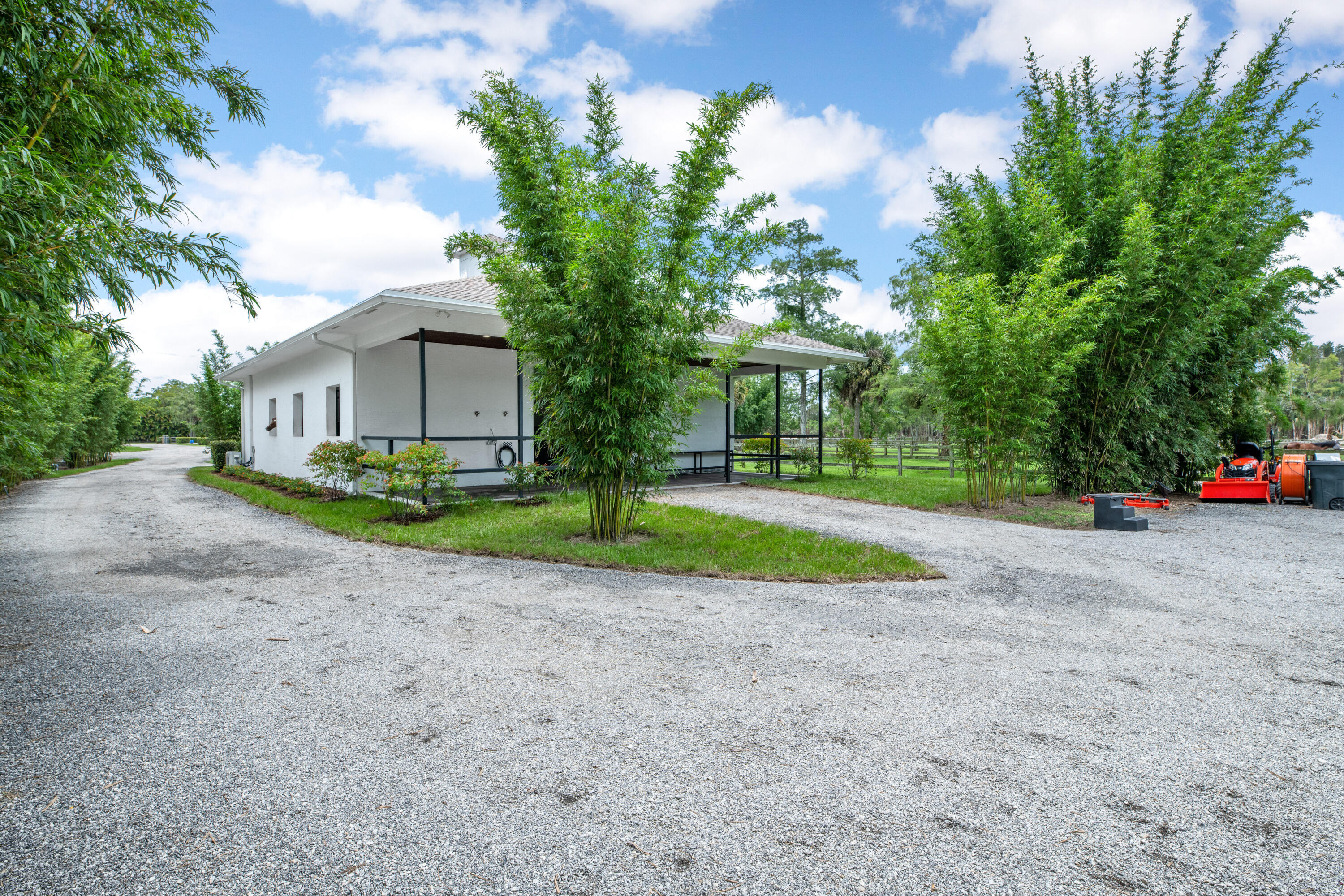 2381 Buck Ridge Trail
