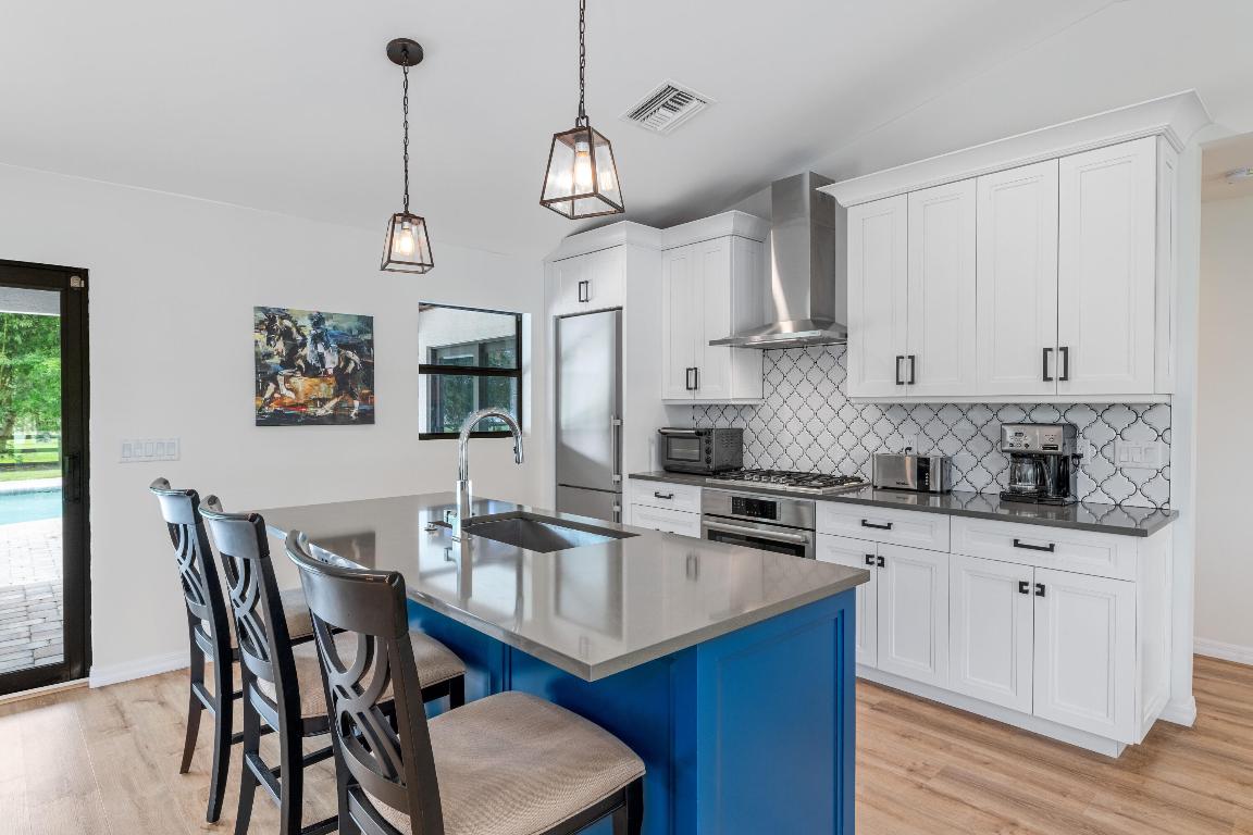 2381 Buck Ridge Trail