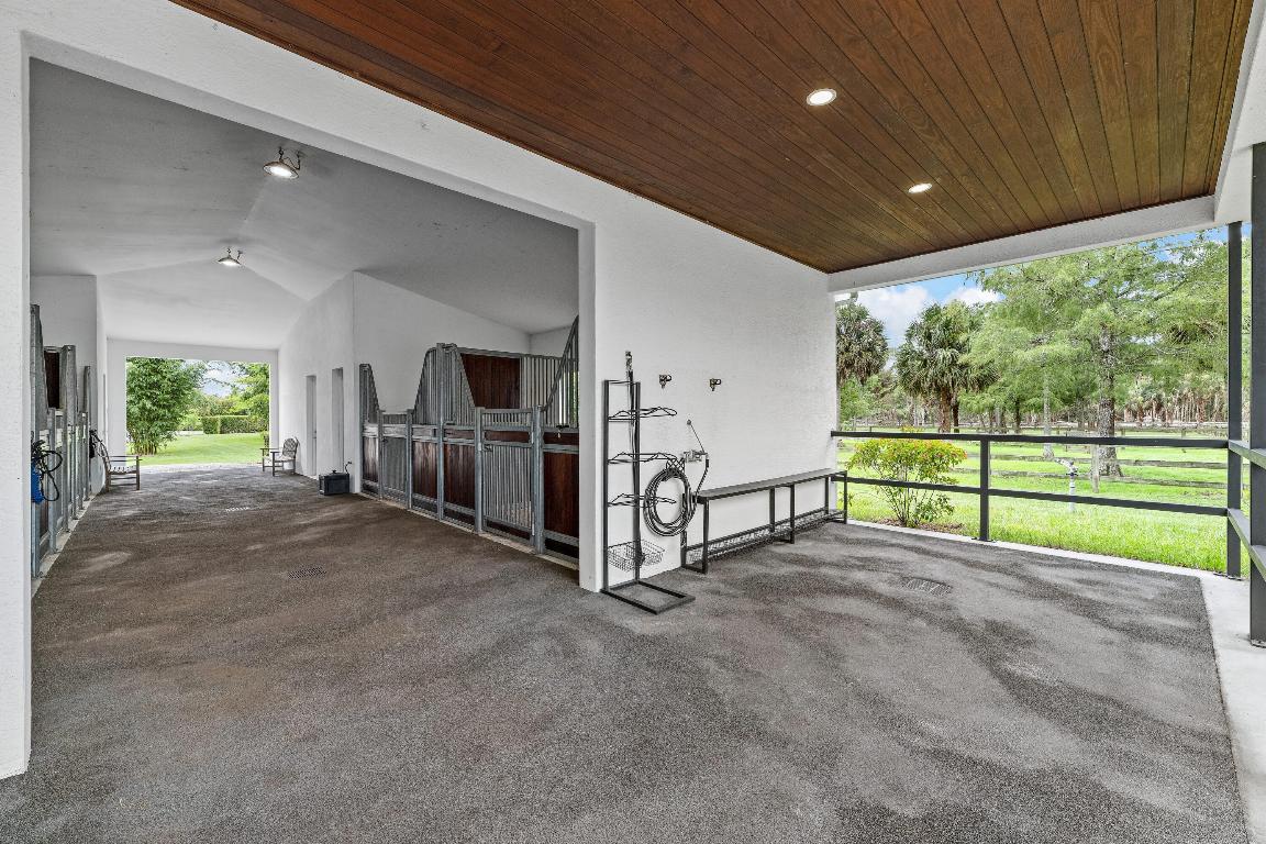 2381 Buck Ridge Trail