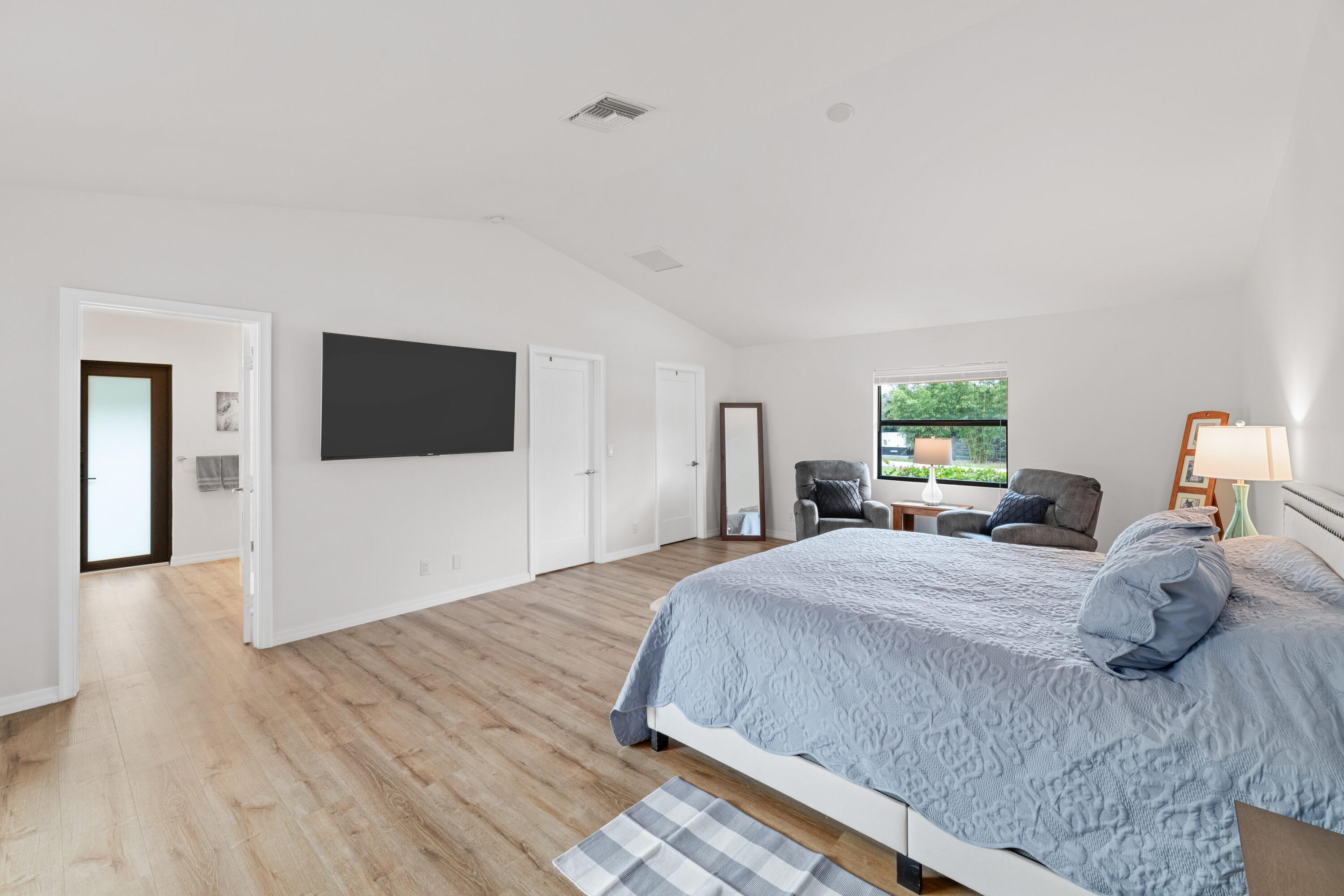 2381 Buck Ridge Trail