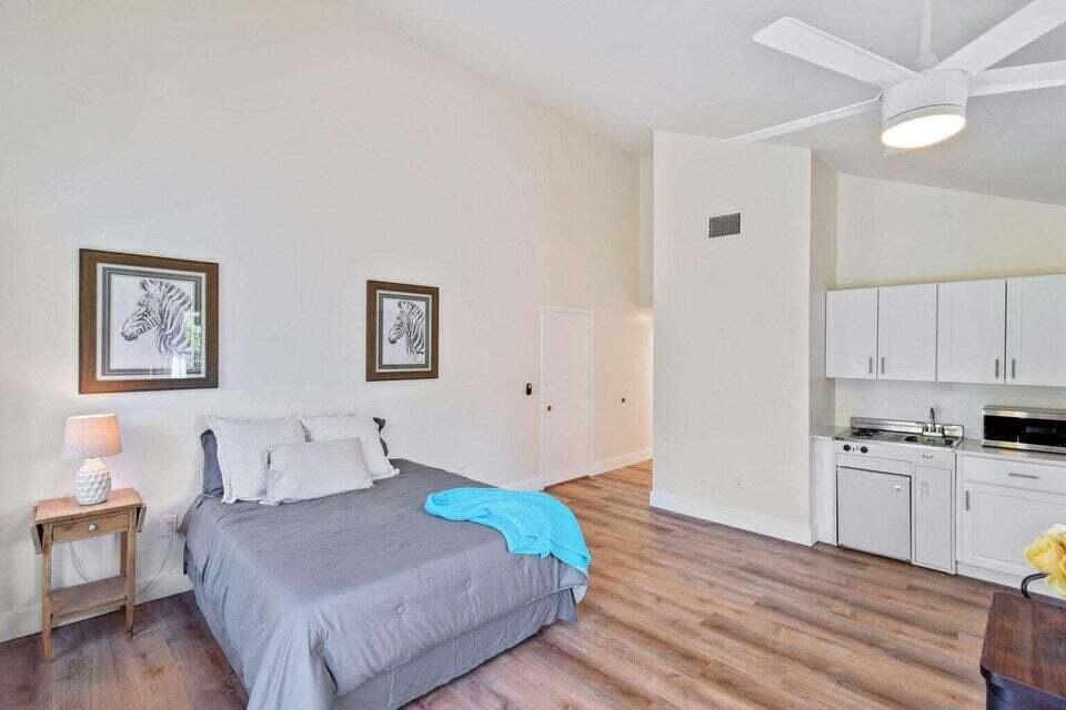 11863 Wimbledon Circle 508