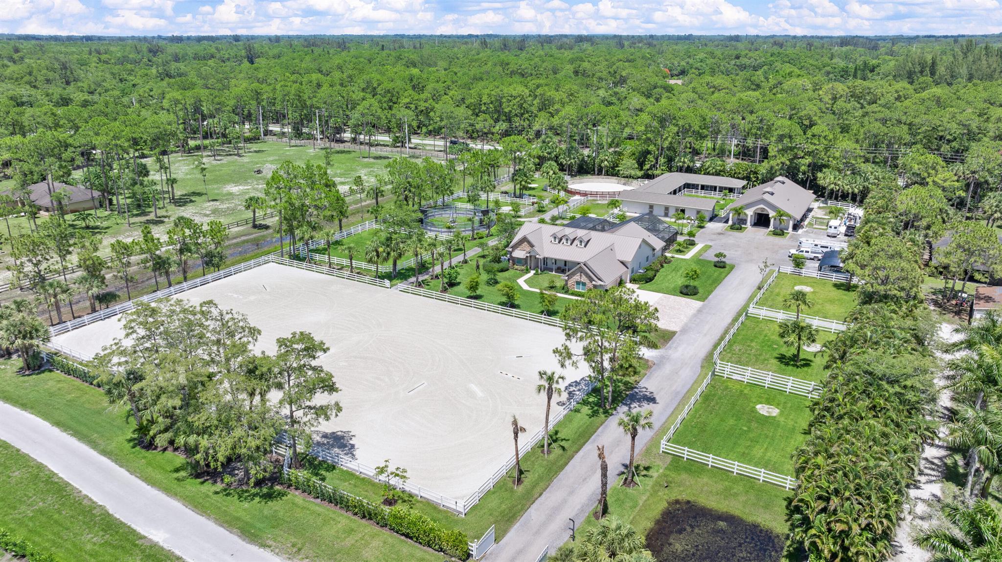 1464 Stallion Drive E